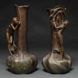 Pareja de floreros modernistas en bronce. h. 1900-1930