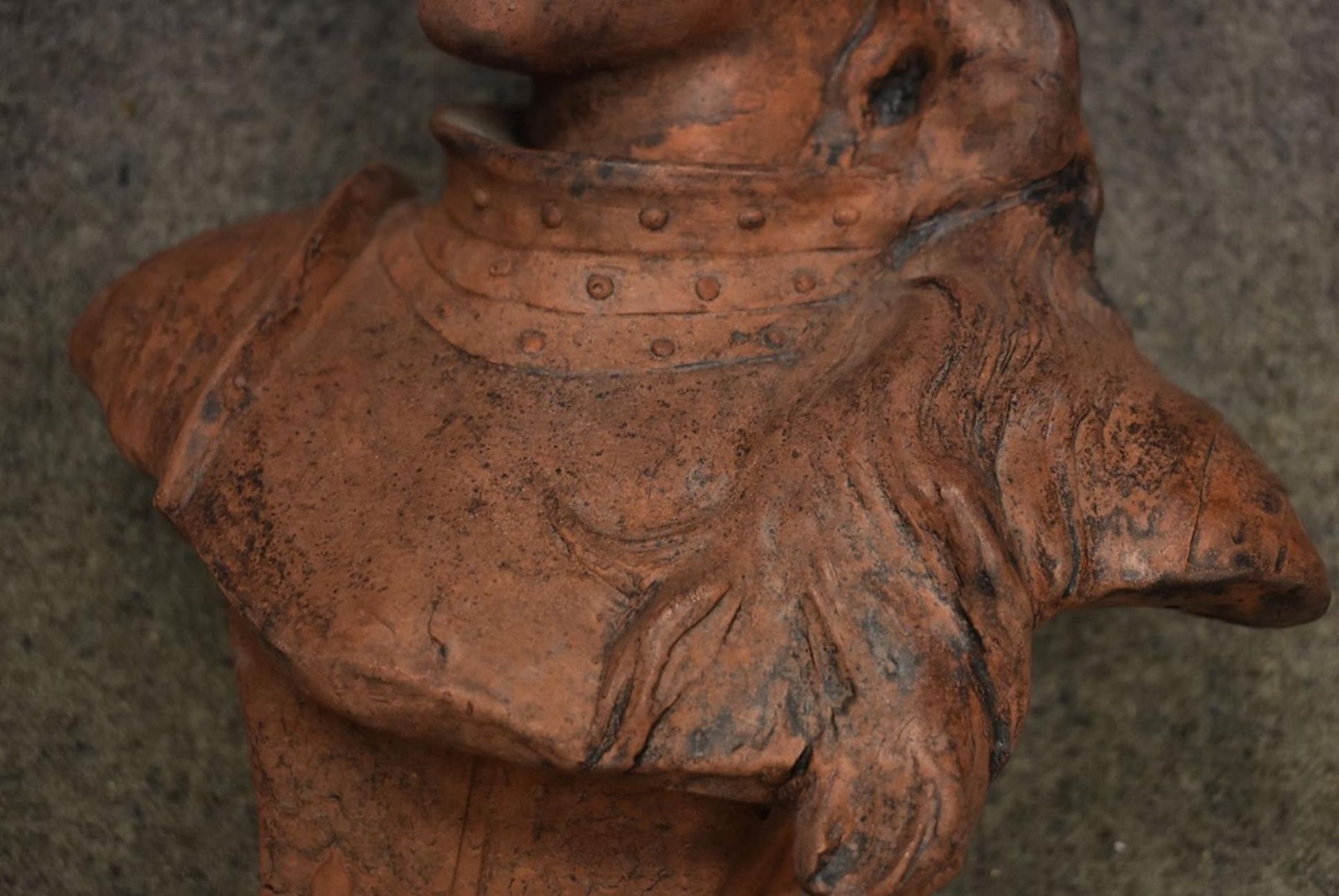 A LATE 19TH/EARLY 20TH CENTURY TERRACOTTA BUST OF JOAN OF ARC, shoulder length and wearing armour, - Image 4 of 9