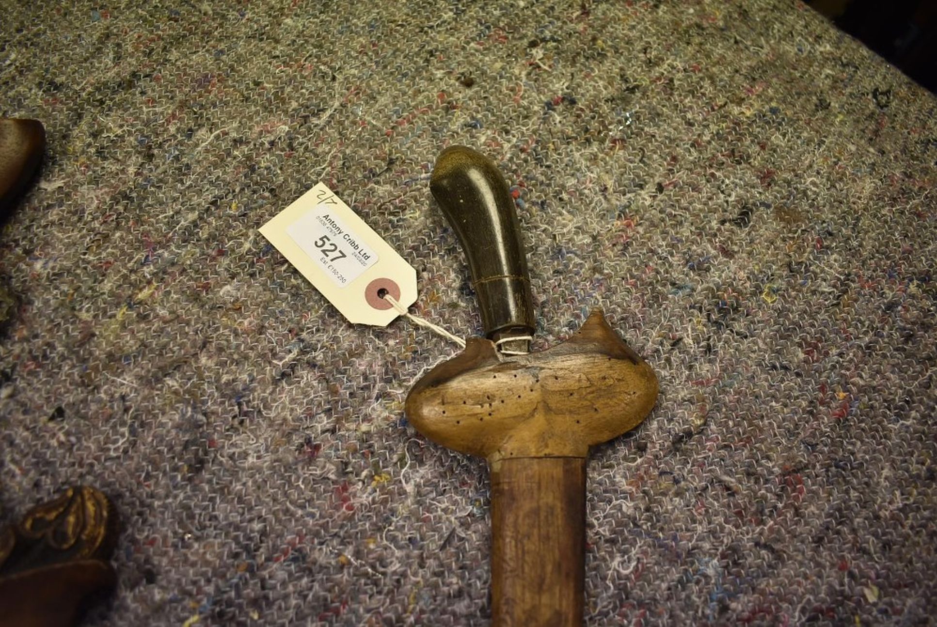 TWO 19TH CENTURY MALAY OR SUMATRAN DAGGERS, the first with 22cm curved watered blade chiselled and - Image 7 of 11