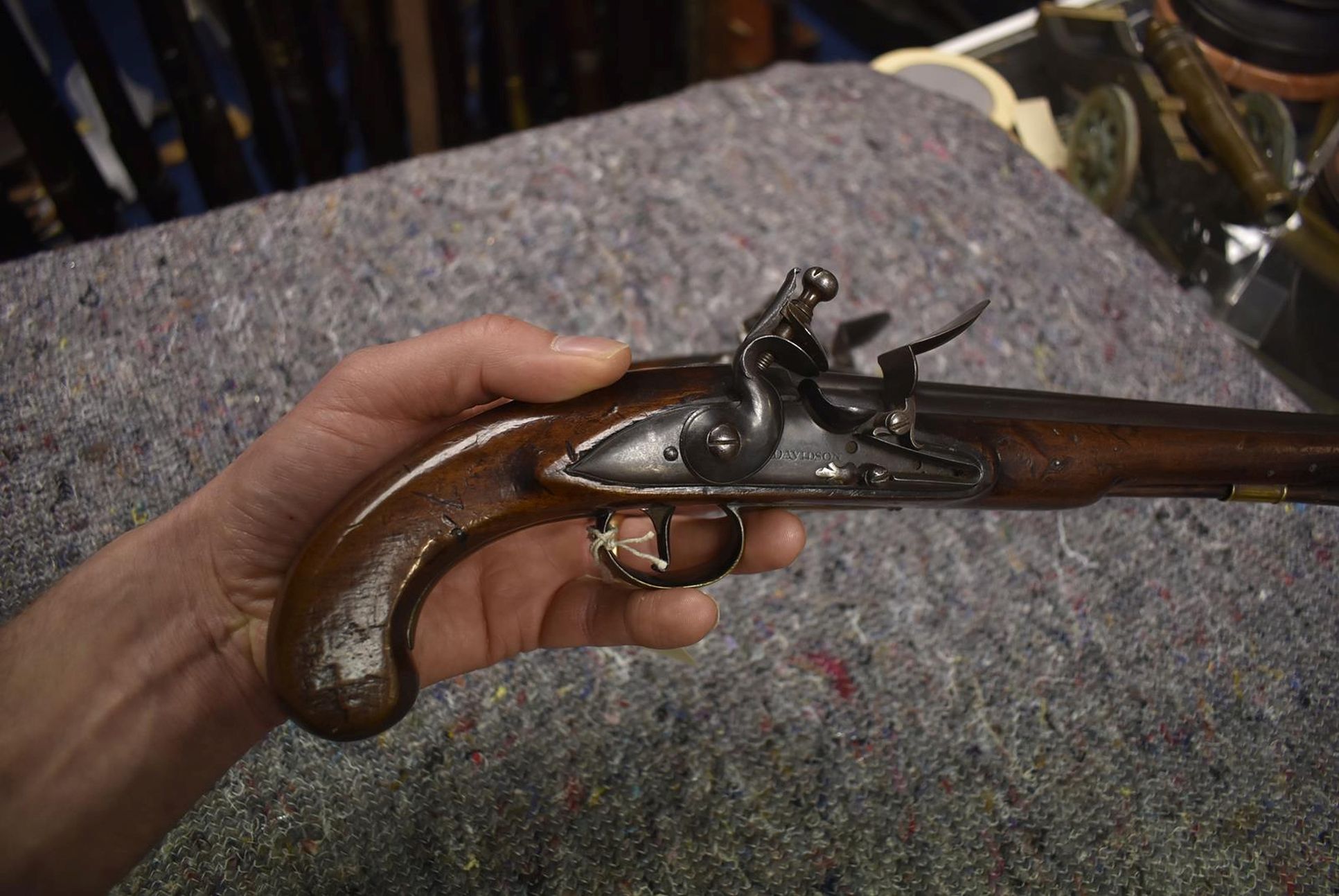 A PAIR OF 20-BORE FLINTLOCK DUELLING OR HOLSTER PISTOLS BY ALEXANDER DAVIDSON LONDON, 8.75inch - Image 14 of 17