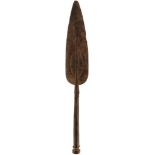 A19TH CENTURY CARVED WOODEN SHORT SPEAR OF ASSEGAI FORM, 35cm flattened diamond section leaf-