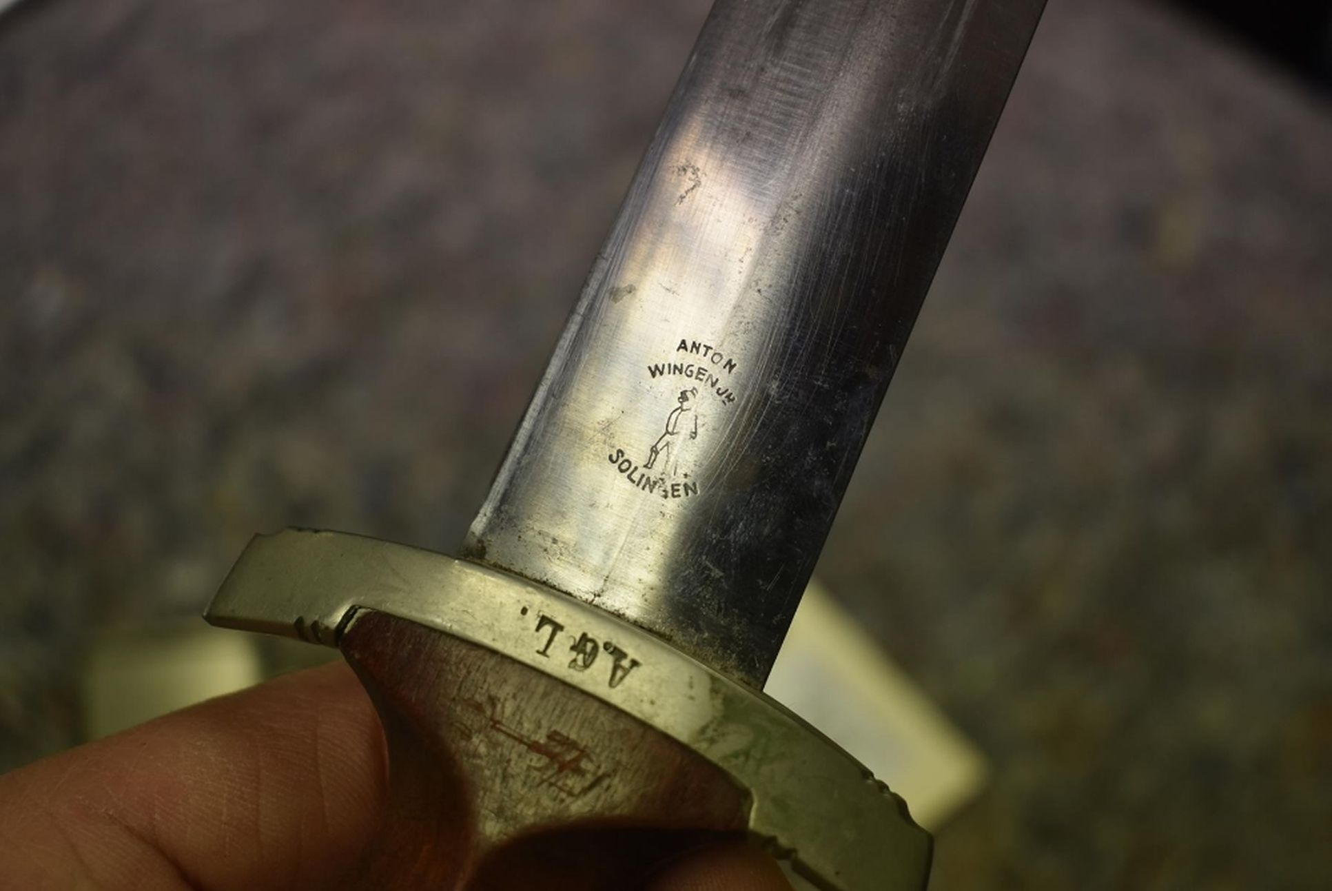 A THIRD REICH SA DAGGER, 21.5cm flattened diamond section blade by Anton Wingen, etched motto, - Image 3 of 7