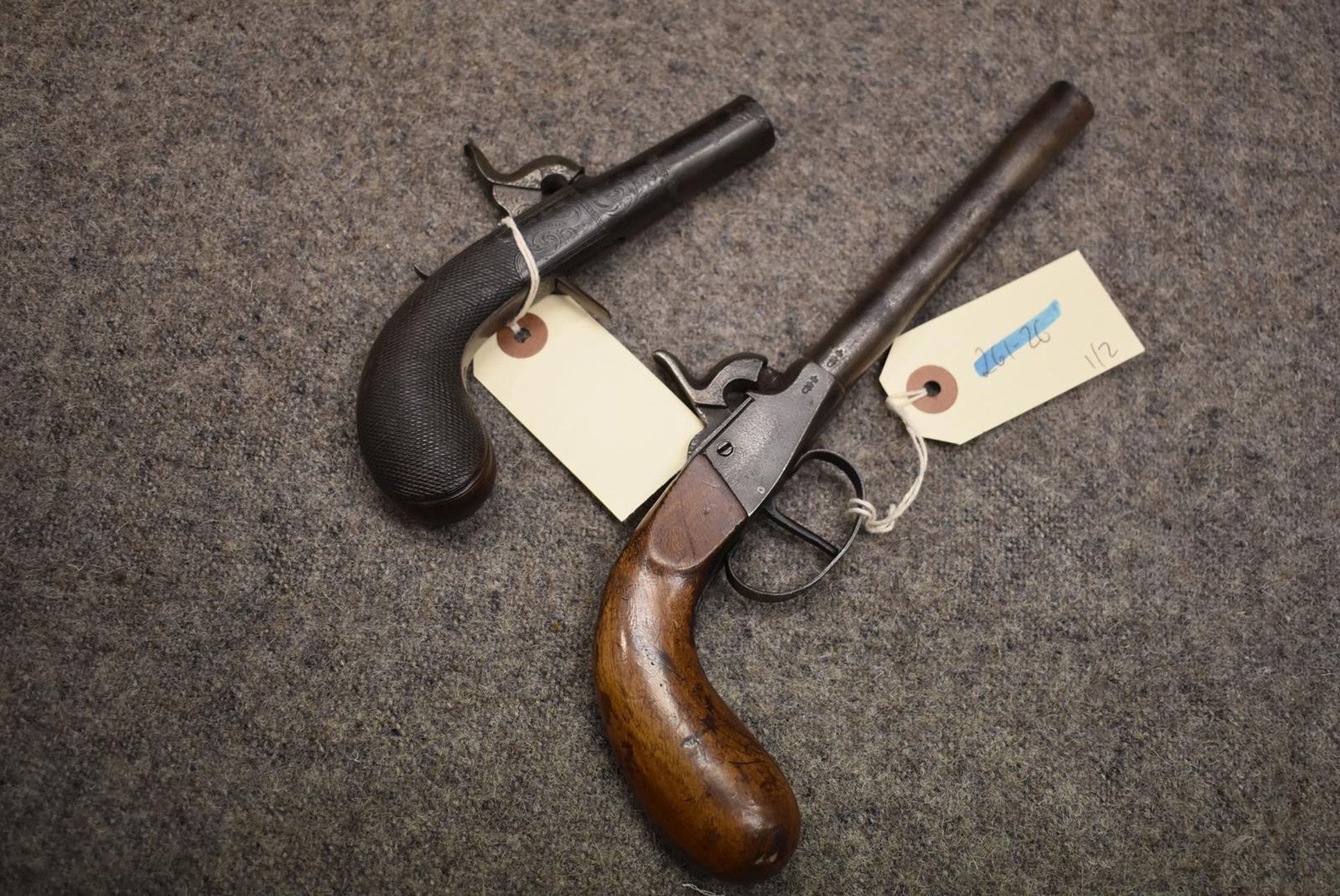 A 54-BORE PERCUSSION BOXLOCK POCKET PISTOL BY CHARLES LANCASTER OF LONDON, 1.5inch turn-off barrel - Image 2 of 11