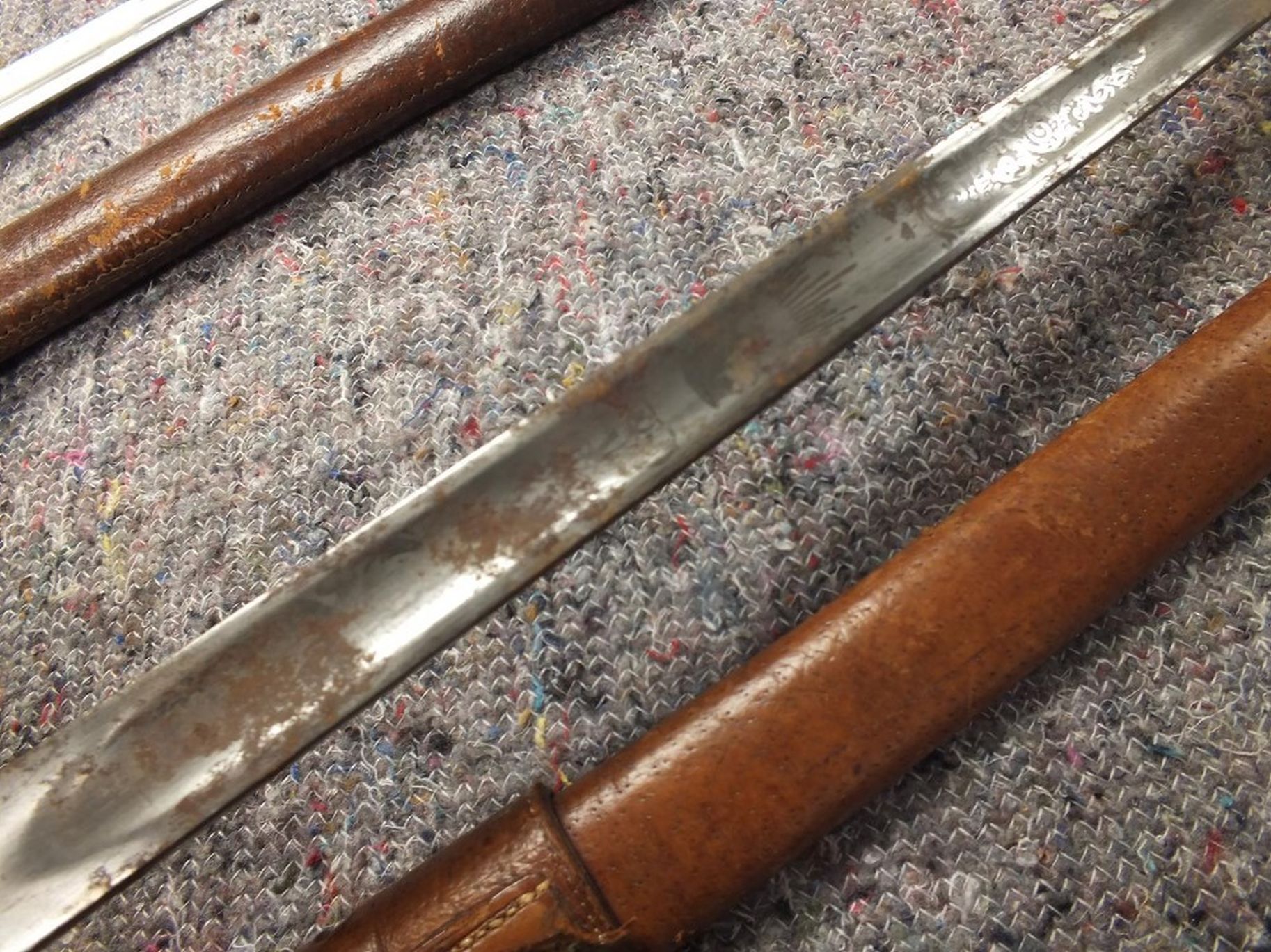 TWO 1897 PATTERN INFANTRY SWORDS, one for an Officer, the second for an NCO, each with pierced steel - Image 6 of 13