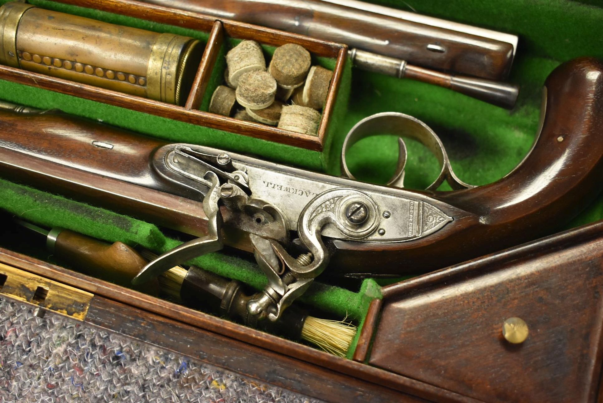 A CASED PAIR OF 18-BORE FLINTLOCK DUELLING PISTOLS BY BLACKWELL OF DUBLIN, 9.5inch sighted octagonal - Image 6 of 16