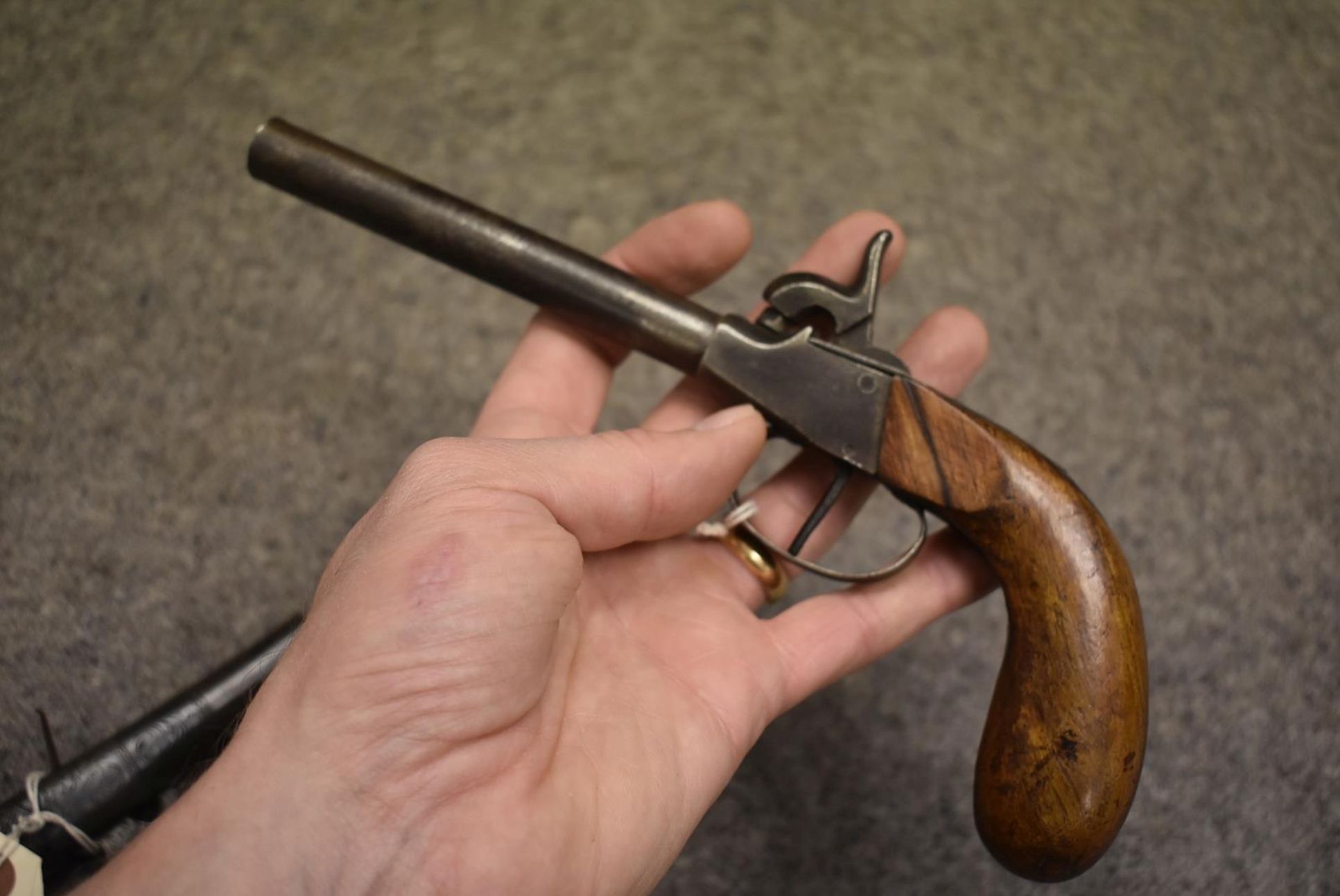 A 54-BORE PERCUSSION BOXLOCK POCKET PISTOL BY CHARLES LANCASTER OF LONDON, 1.5inch turn-off barrel - Image 9 of 11