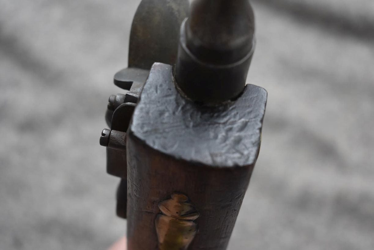 A VICTORIAN FLINTLOCK CANNON IGNITER, principally constructed from a New Land Pattern pistol, 32inch - Image 6 of 11