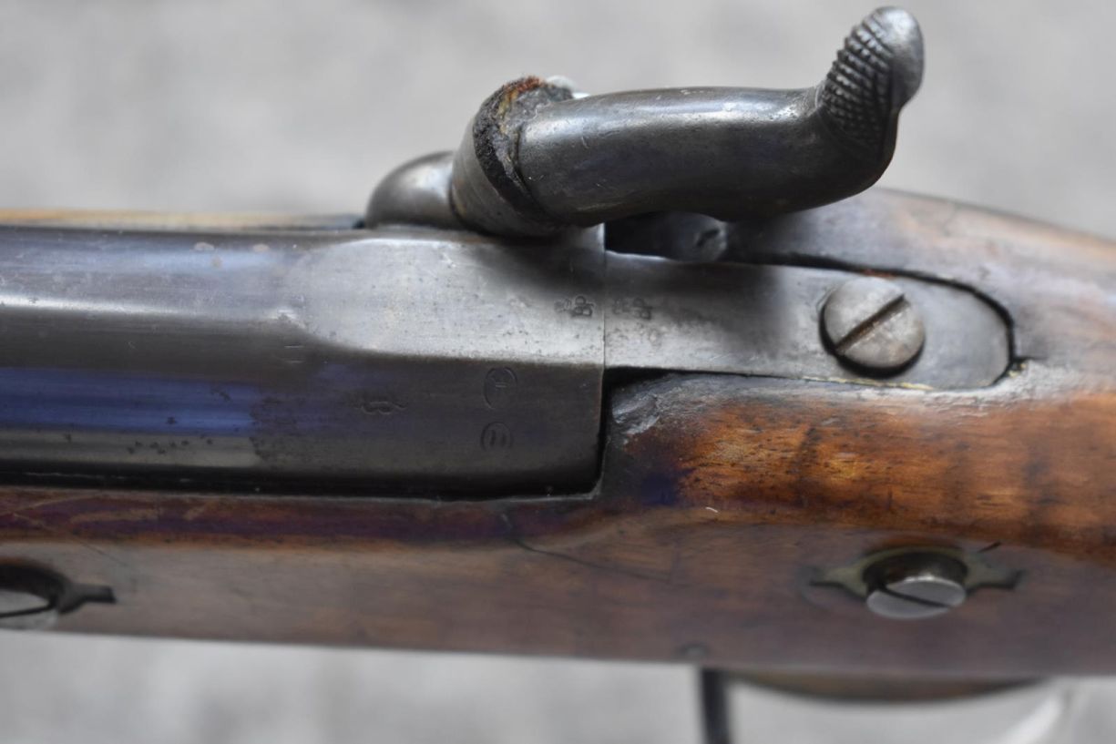 A .577 CALIBRE ENFIELD PERCUSSION VOLUNTEER THREE-BAND RIFLE, 38.5inch sighted barrel with three - Image 11 of 18