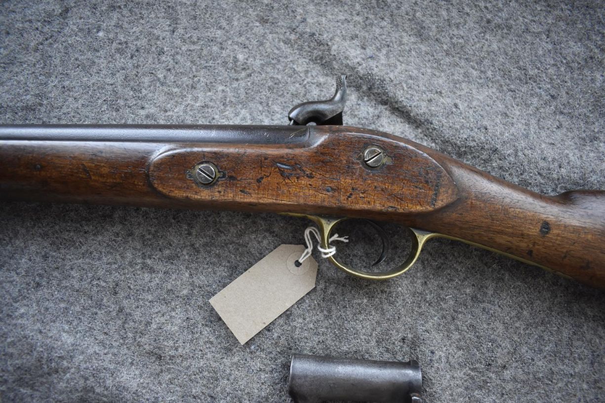 A .650 CALIBRE PATTERN 42 PERCUSSION CONSTABULARY CARBINE 26.5inch barrel, fitted beneath with a - Image 12 of 17