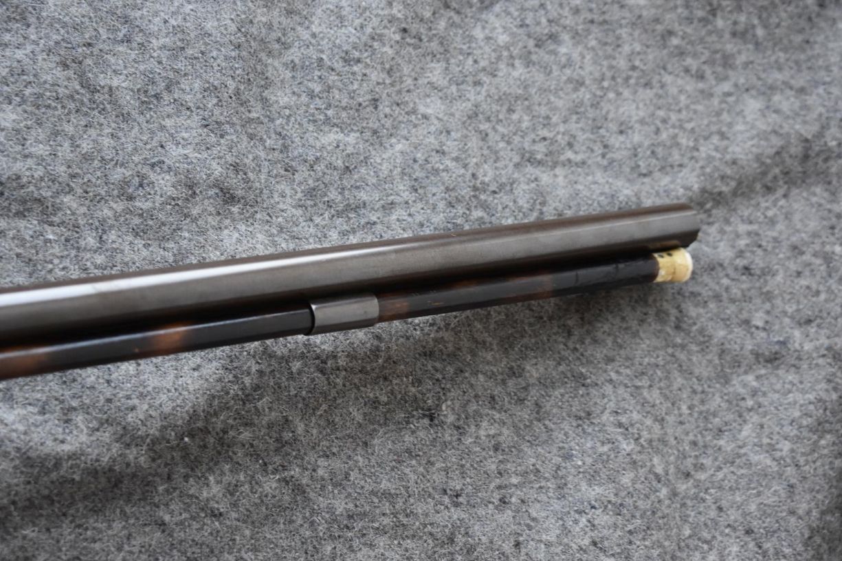 A CONTINENTAL 20-BORE PERCUSSION DOUBLE BARRELLED RIFLE, 30inch sighted re-browned damascus - Image 7 of 18