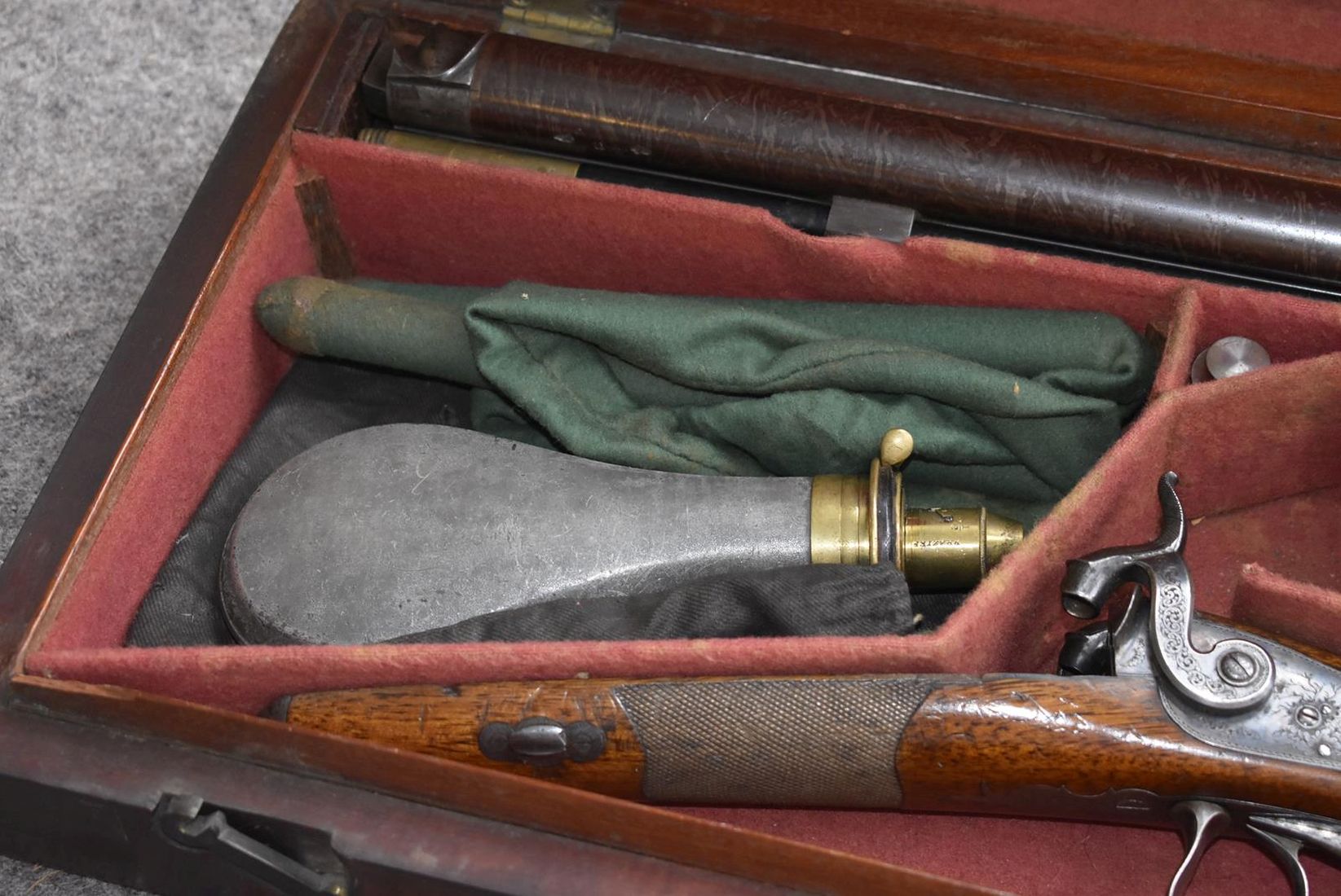 A GOOD CASED 11-BORE DOUBLE BARRELLED BRUSH OR HOWDAH GUN BY HOLLIS, 24inch sighted damascus barrels - Image 16 of 20