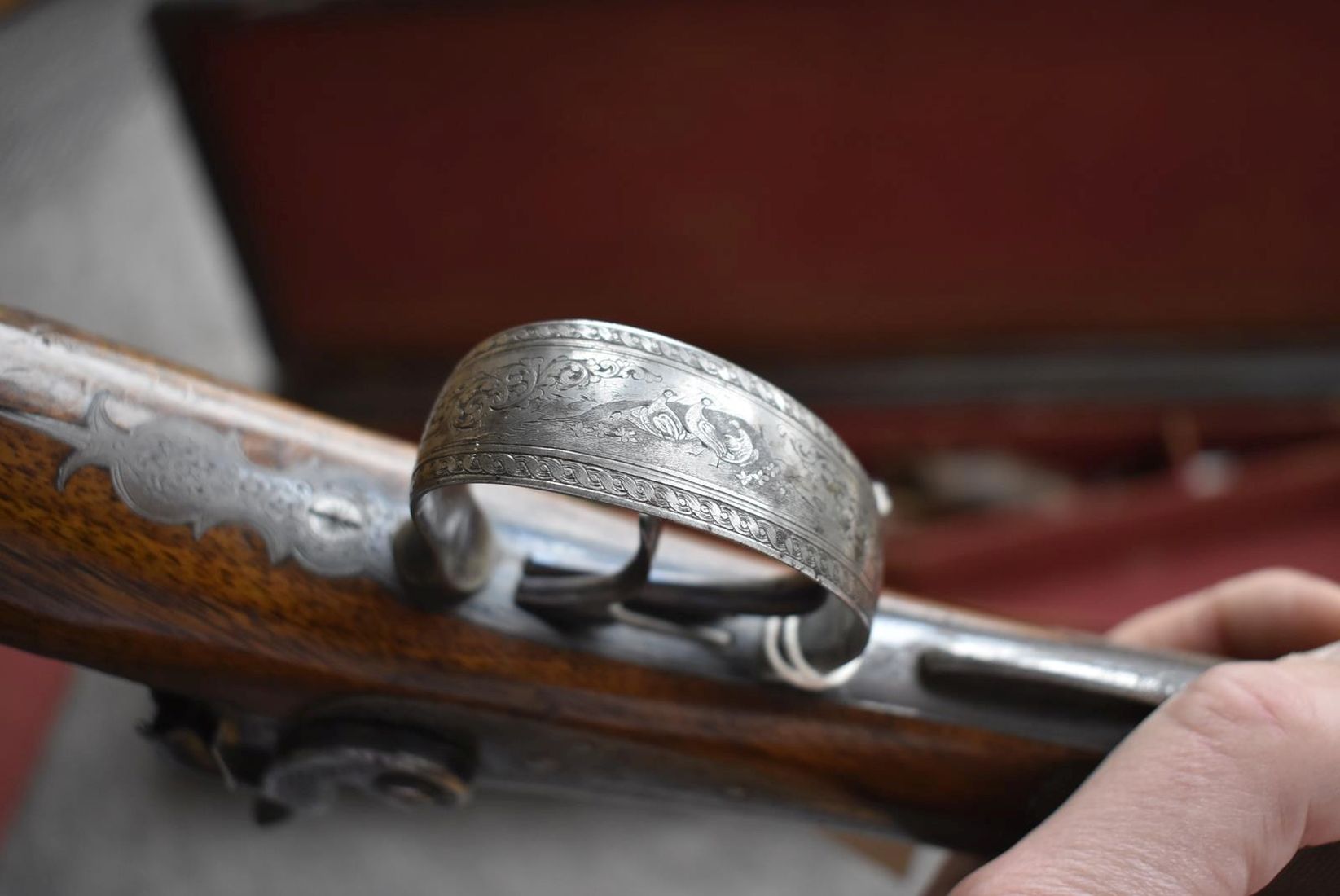 A GOOD CASED 11-BORE DOUBLE BARRELLED BRUSH OR HOWDAH GUN BY HOLLIS, 24inch sighted damascus barrels - Image 10 of 20