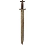 A 16TH CENTURY SWISS PIKEMAN'S OR LANDSKNECHT SHORT SWORD, 49cm gladius form laminated blade