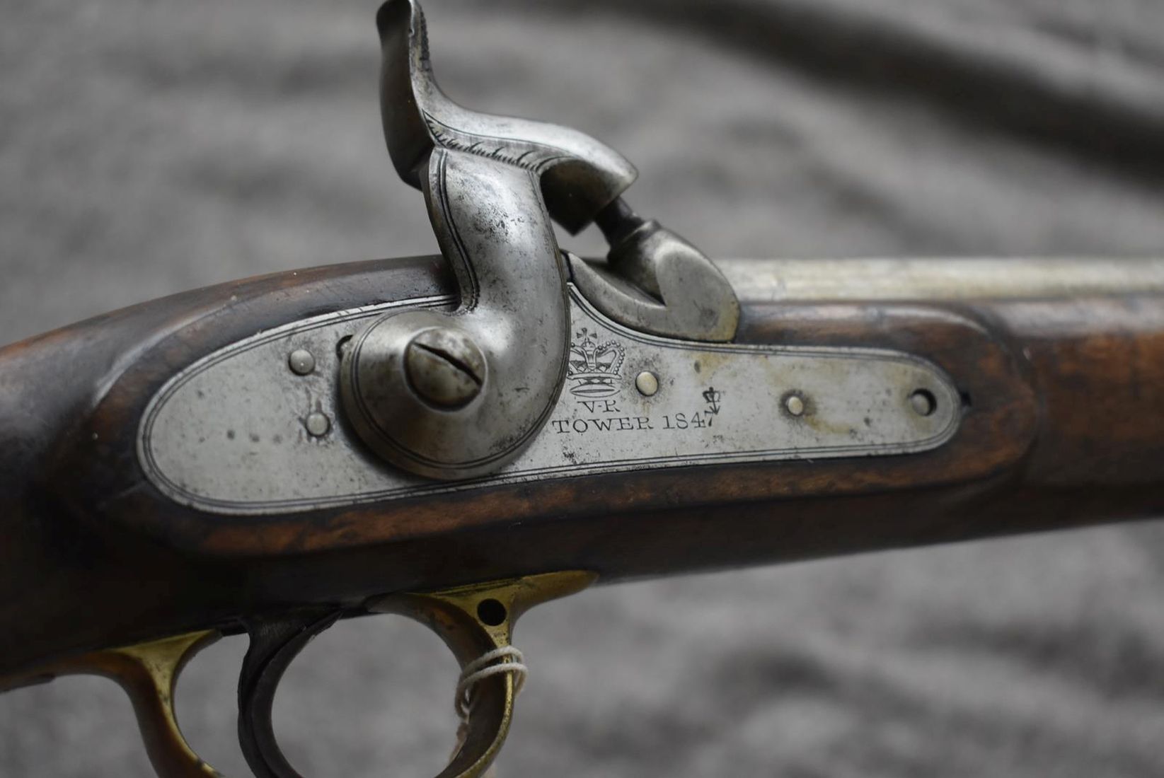 A RARE .753 CALIBRE PATTERN 1842 LANCER'S PISTOL TO THE 16TH LANCERS, 9inch barrel stamped with - Image 6 of 13
