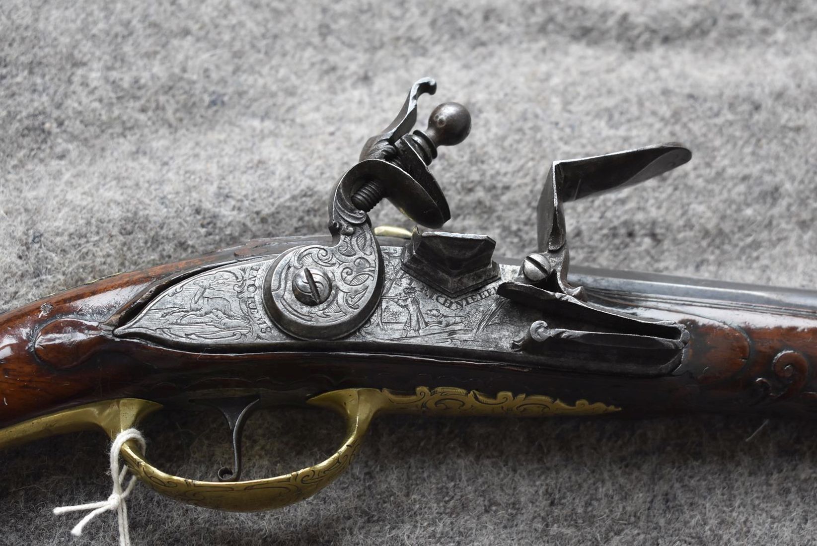 AN 18TH CENTURY 22-BORE AUSTRIAN FLINTLOCK HOLSTER PISTOL, 14inch sighted tapering barrel signed - Image 5 of 15