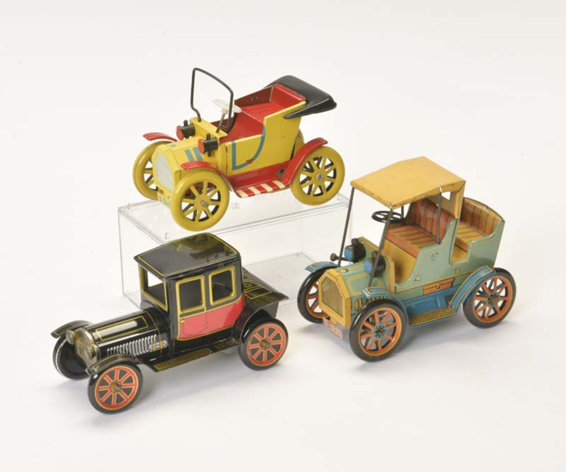 Modern Toys a.o., 3 Vintage Cars, Japan, tin, drive ok, C 1-2