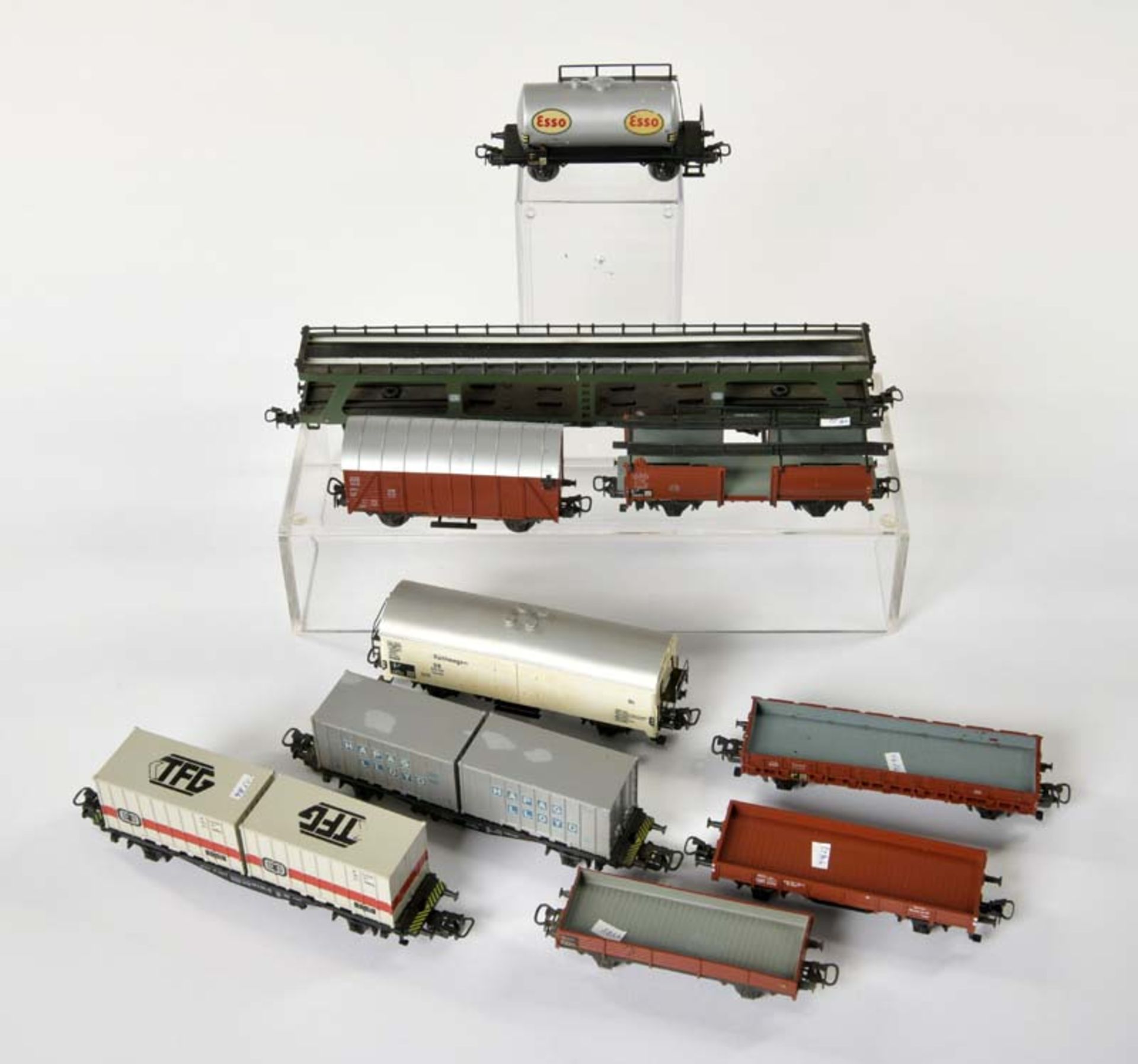 Märklin, 9 Freight Wagons, gauge H0, mostly good condition<