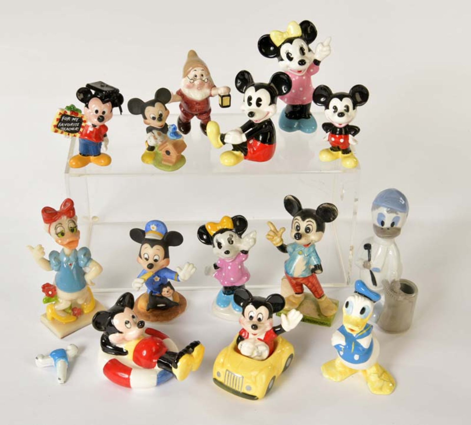 14 Disney Porcelain Figures, Japan a.o., mostly C 1