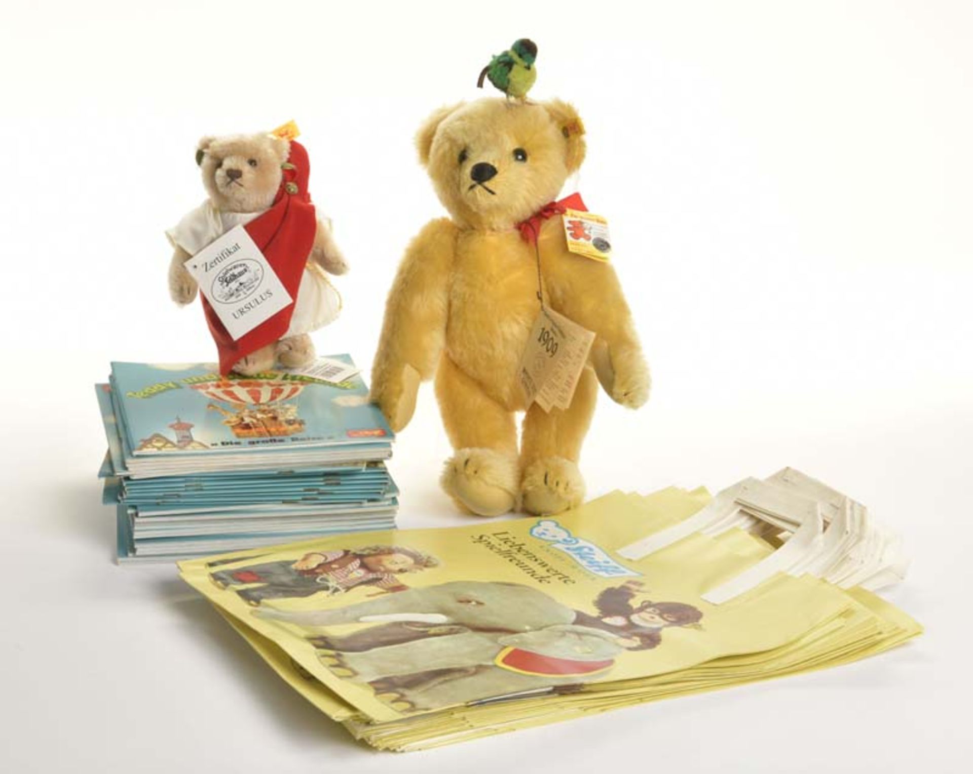 Steiff, Bundle Bears, Bags, Brochures a.o., W.-Germany, extensive, mostly C 1