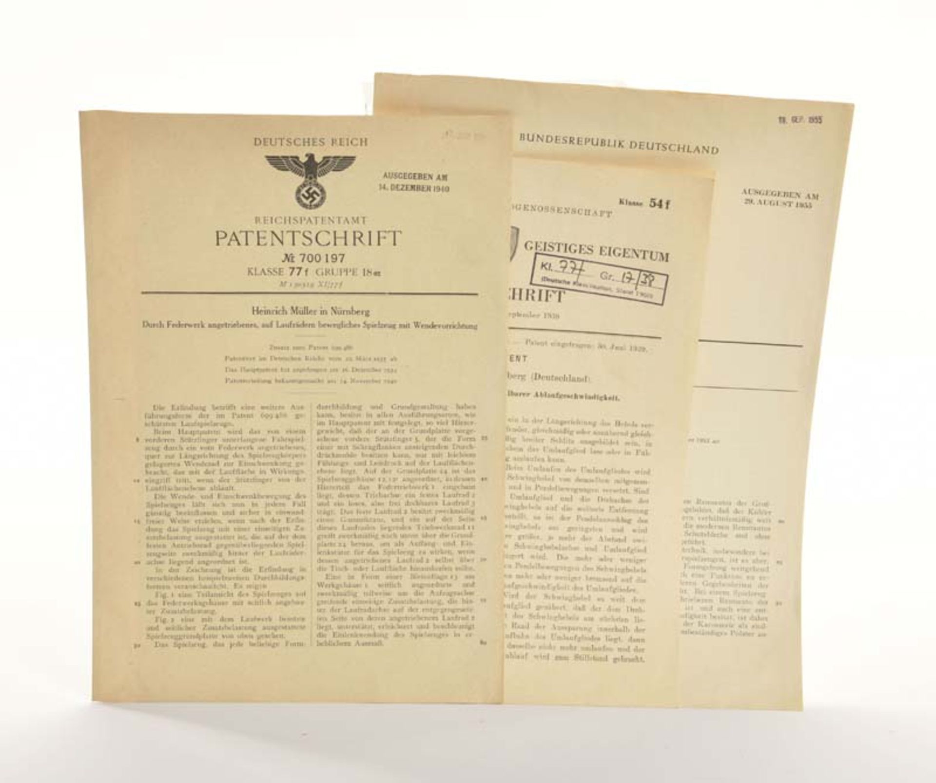 3 Patent Certificates, Schuco "Heinrich Müller - Nürnberg", documents for mechanical tin toys