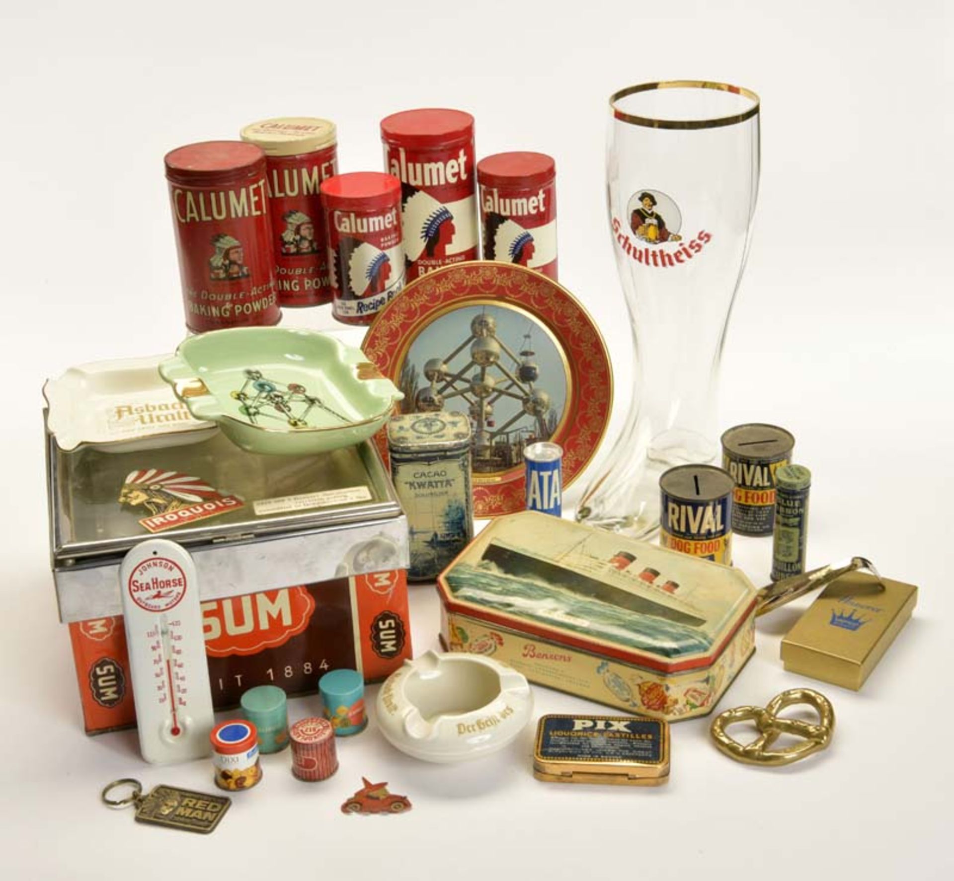 Bundle Advertising Items, mostly Cans, USA/Germany, 28 pieces, mostly from the 50s