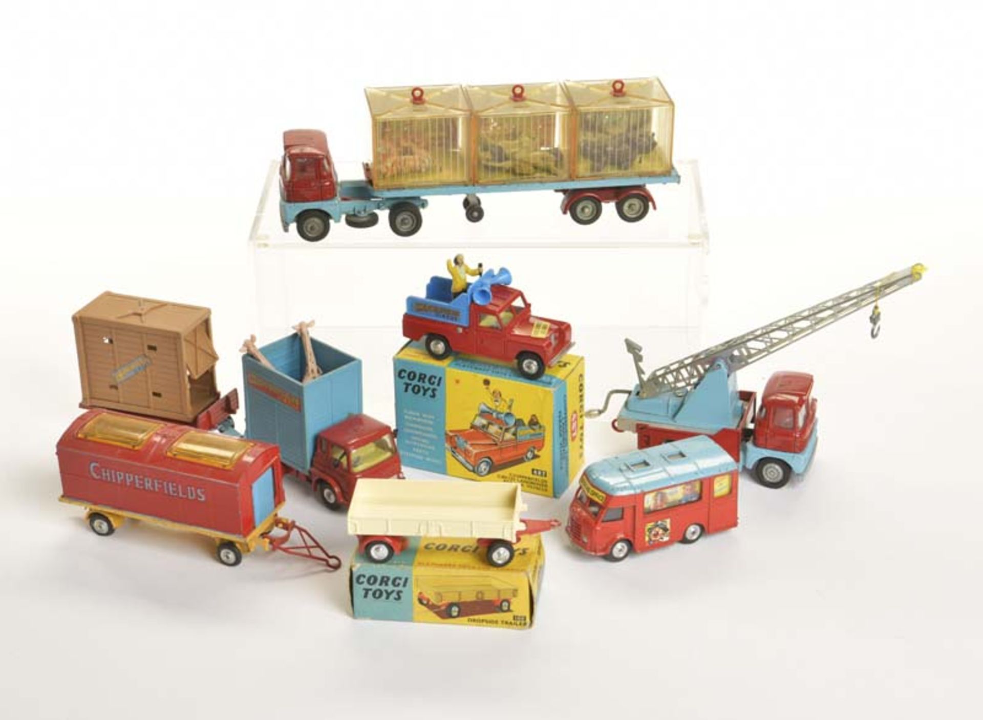 Corgi Toys, Bundle Chipperfield Circus, Great Britain, 1:43, diecast, part. used, C 1-2