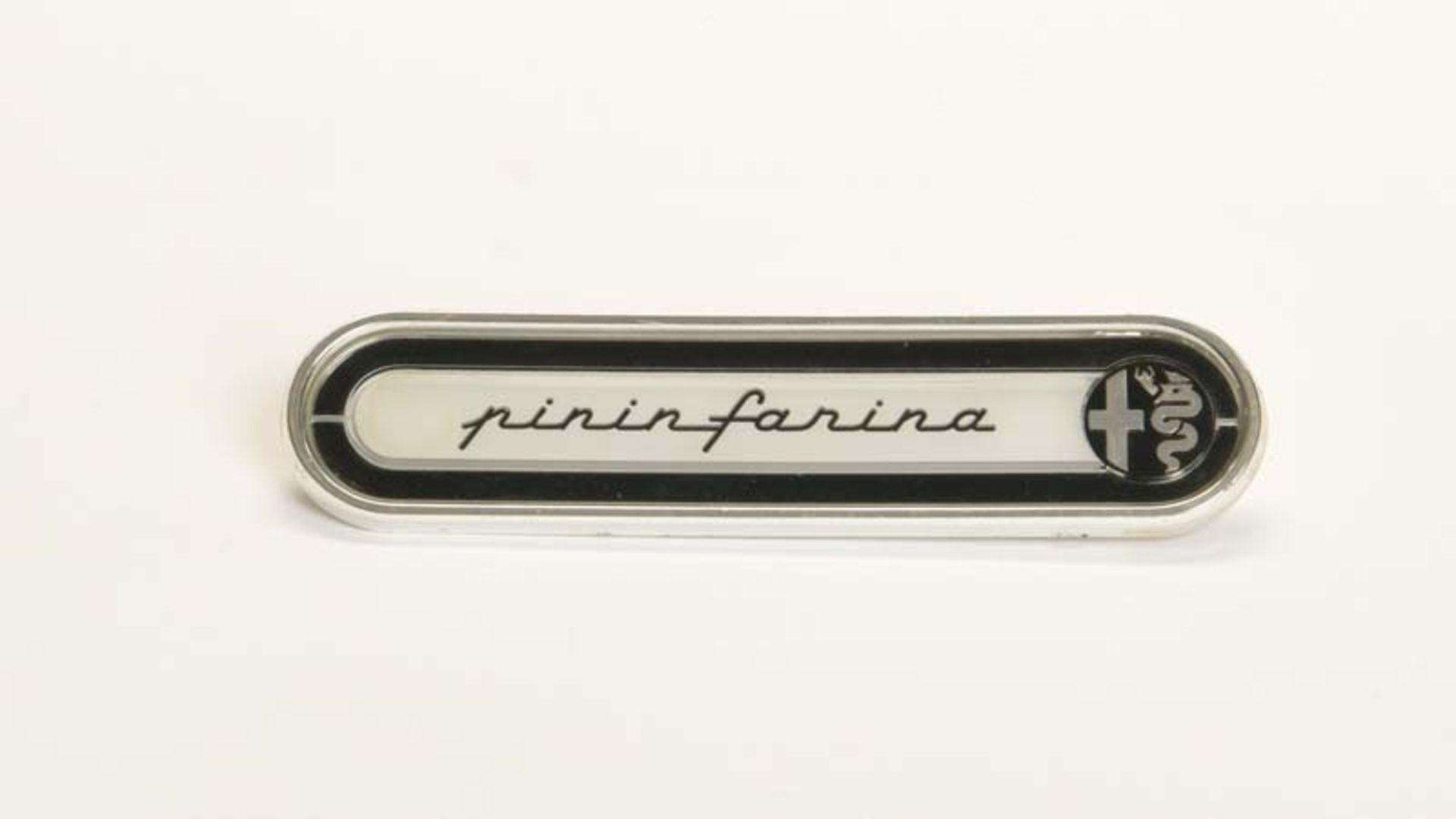 Alfa Romeo Schild "Pininfarina", 18 cm, Z 2+