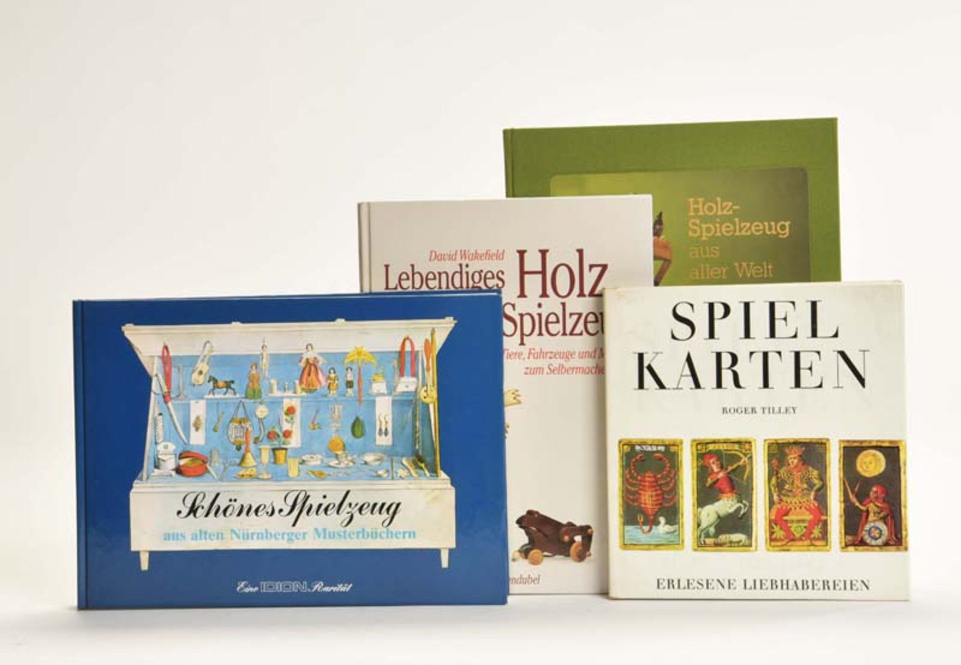 Literatur, Spielkarten, Holzspielzeug u.a., Z 1-2