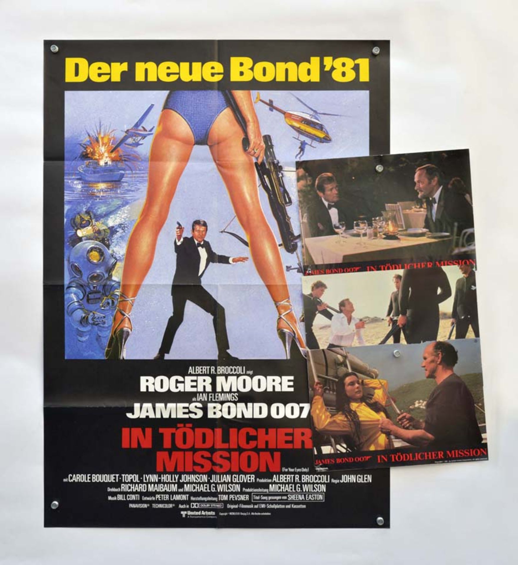 Filmplakat "James Bond-In tödlicher Mission", 60x84 cm + 30x43 cm, mit 12 Aushangfotos