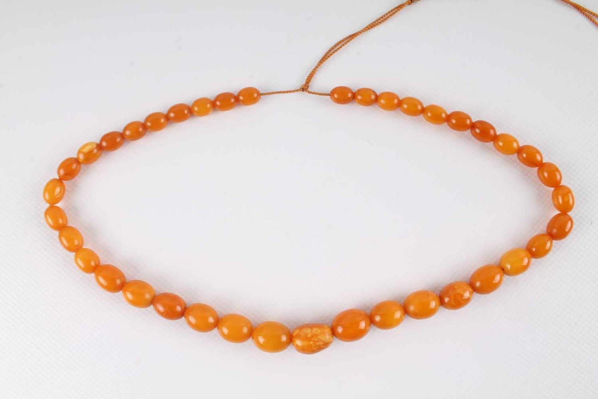 Bernsteinkette Oliven, butterscotch amber necklace, - Bild 2 aus 3