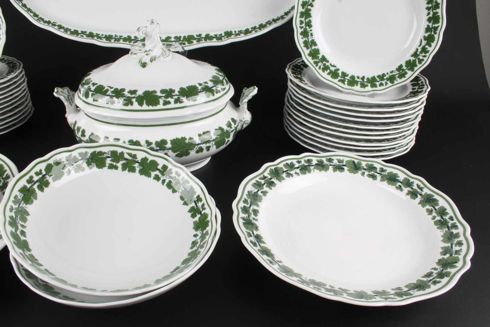 Meissen umfangreiches Speiseservice Weinlaub 1.Wahl, dining set,31-teiliges Porzellan, blaue - Bild 4 aus 6