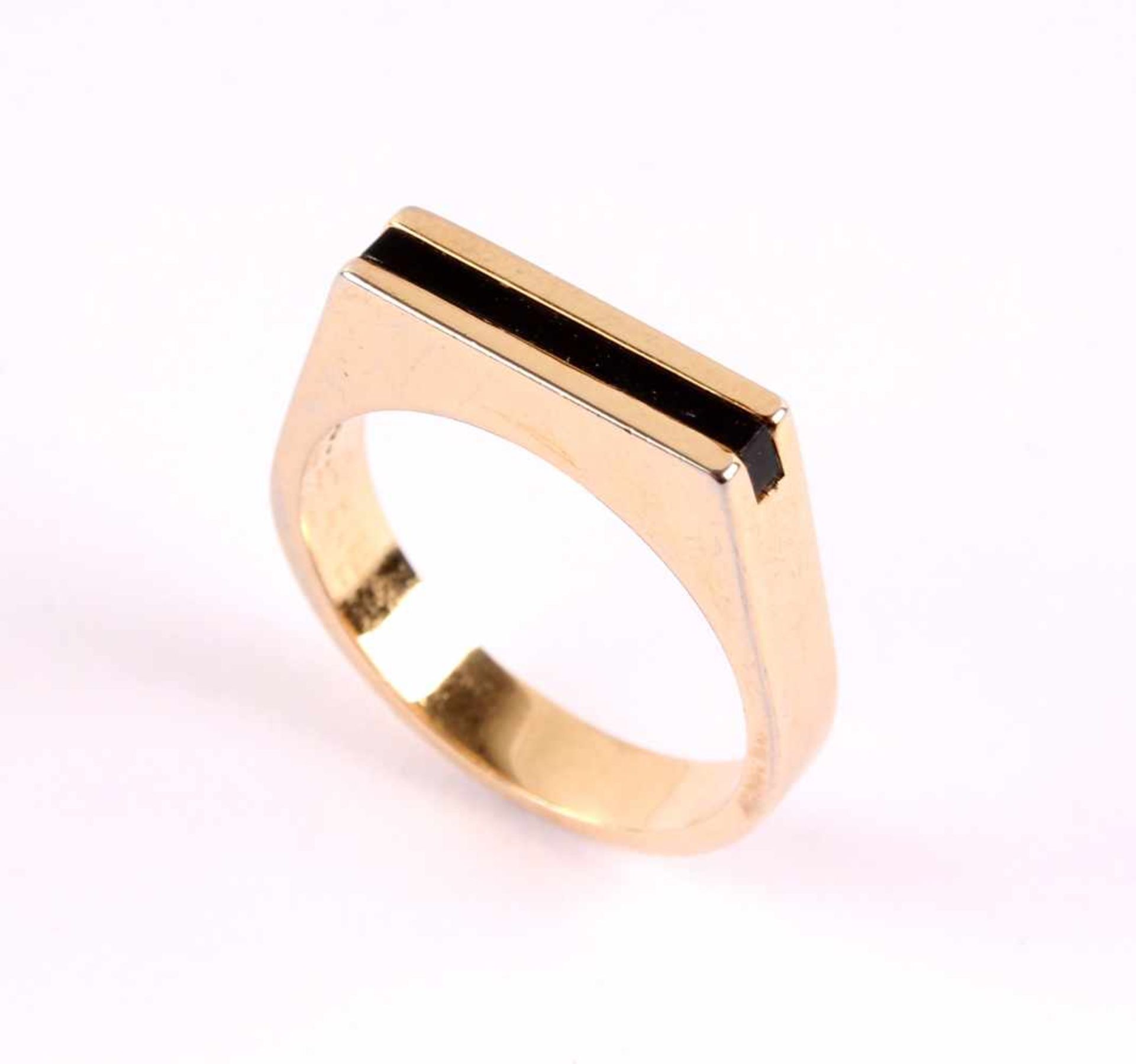 585 Gold Ring mit Onyx,