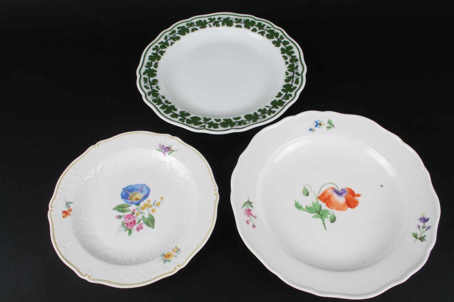 Meissen Konvolut Teller, lot plates,10 Porzellanteller mit diversen Dekoren, Obst- & - Bild 4 aus 8