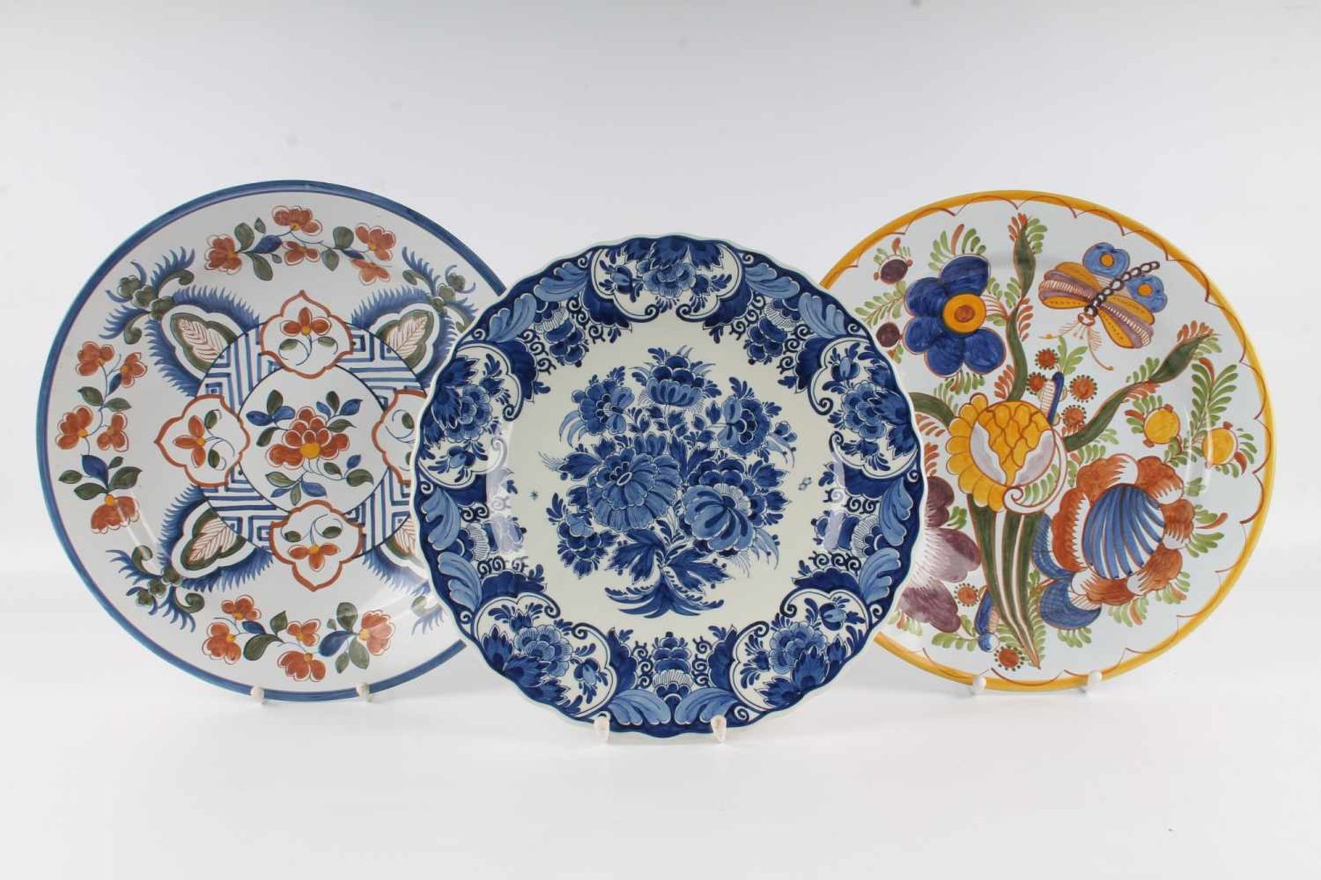 Konvolut niederländische Fayence, lot of dutch ceramic, 11 Fayence Teller/Schalen, u.a. Porcelaine - Bild 5 aus 7