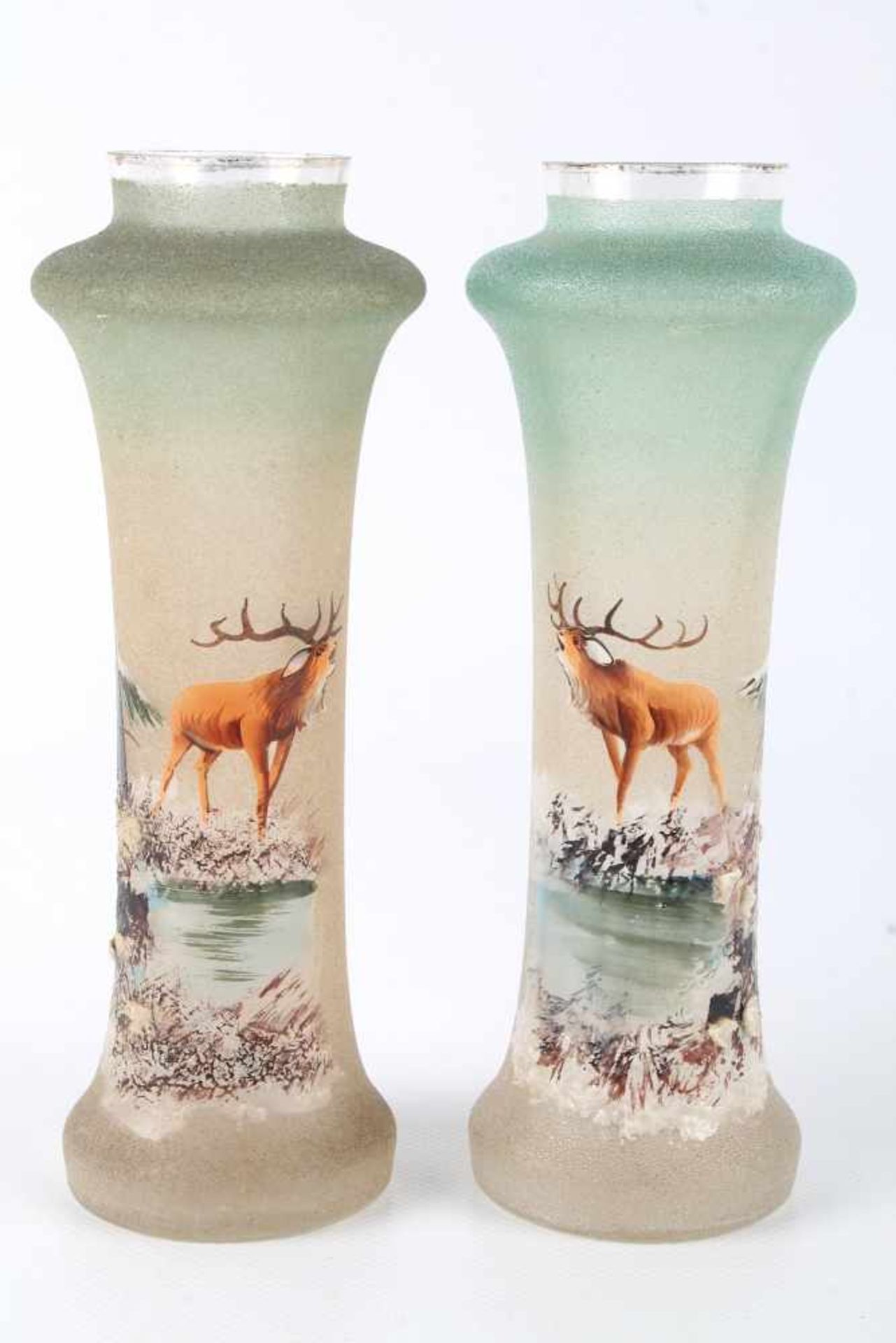 Vasenpaar um 1900 mit Hischmotiven, pair of vases with deer depictions,
