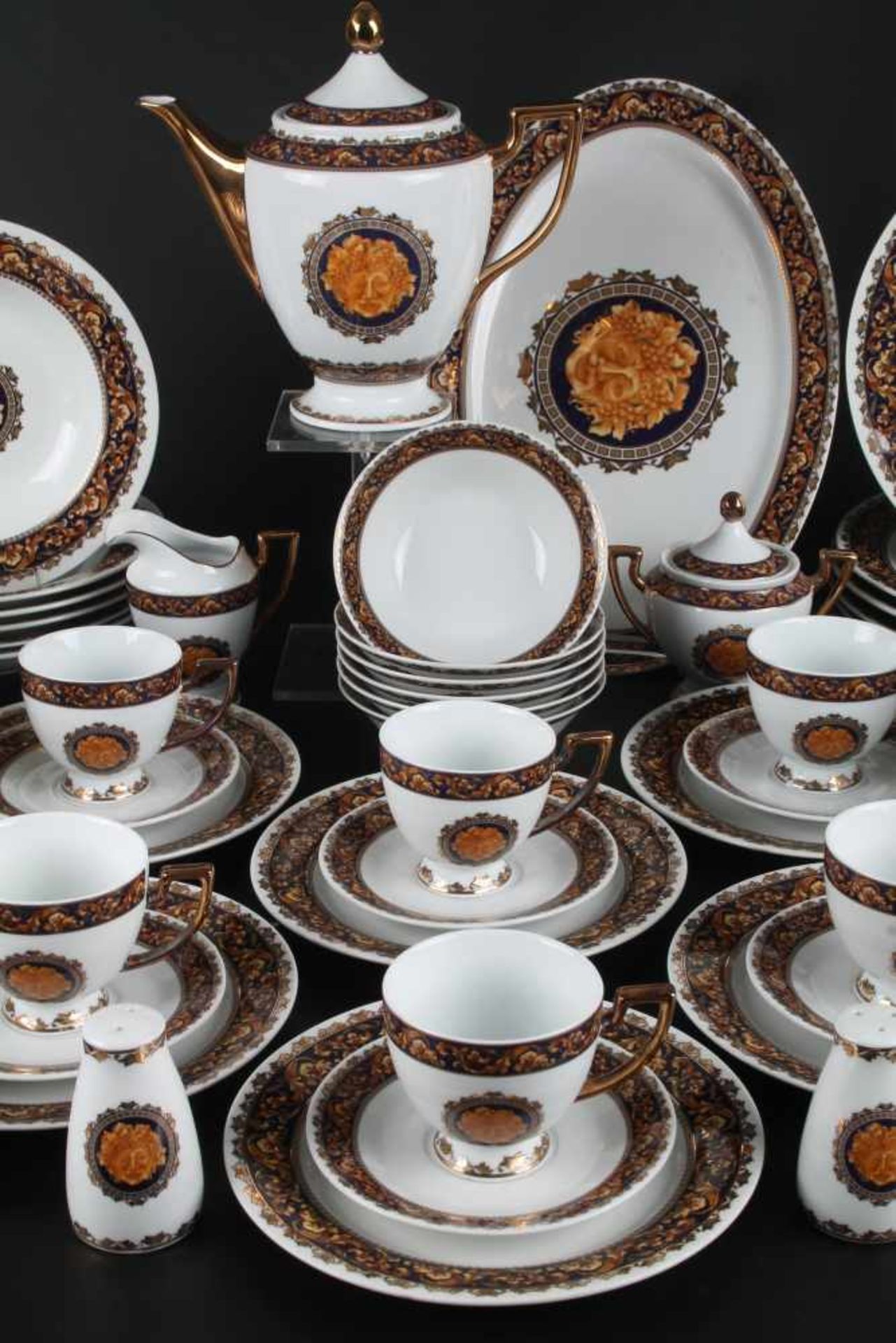 Limoges Versace - umfangreiches Kaffee- und Speiseservice, coffee and dining set,47-teiliges - Bild 3 aus 5