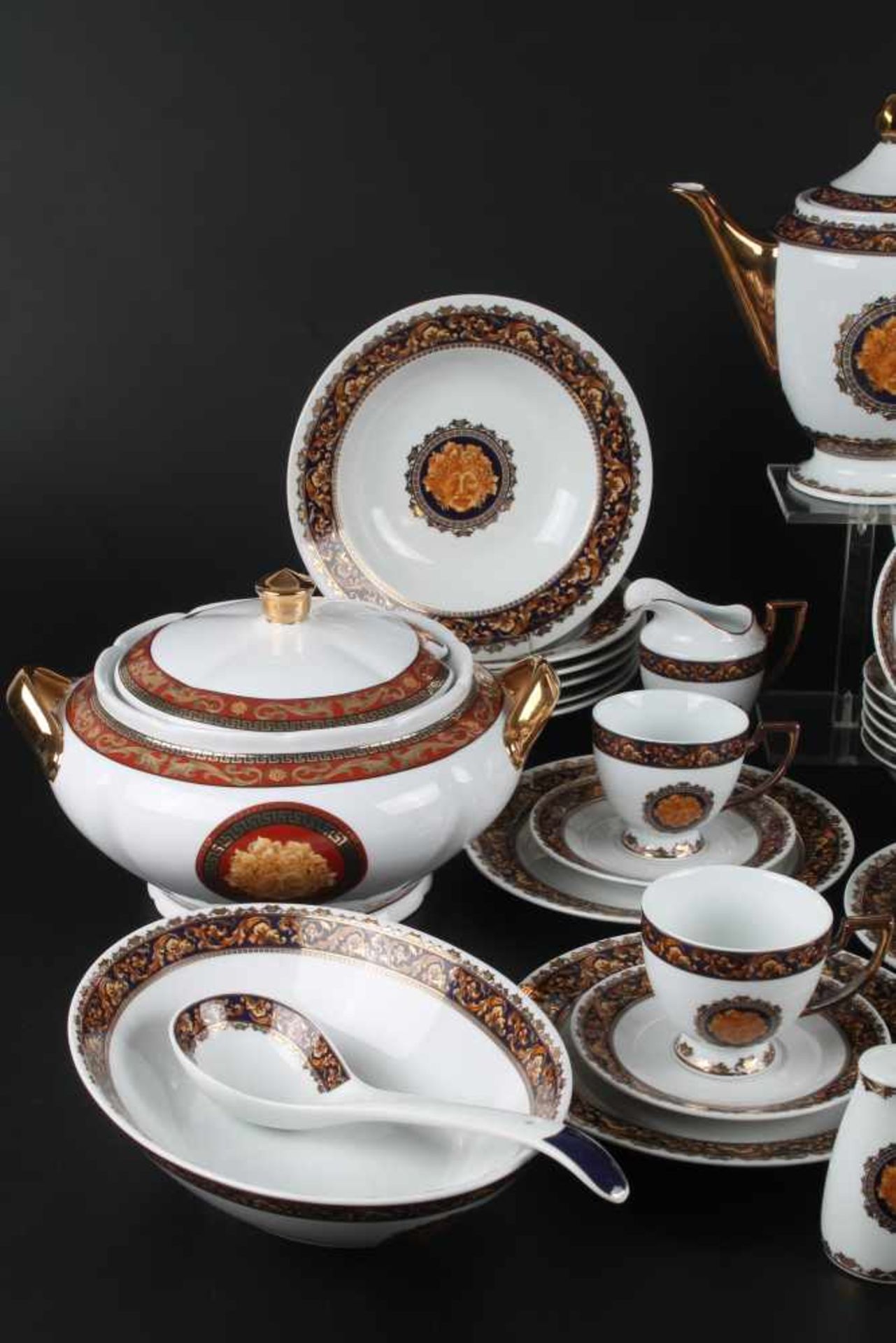 Limoges Versace - umfangreiches Kaffee- und Speiseservice, coffee and dining set,47-teiliges - Bild 2 aus 5