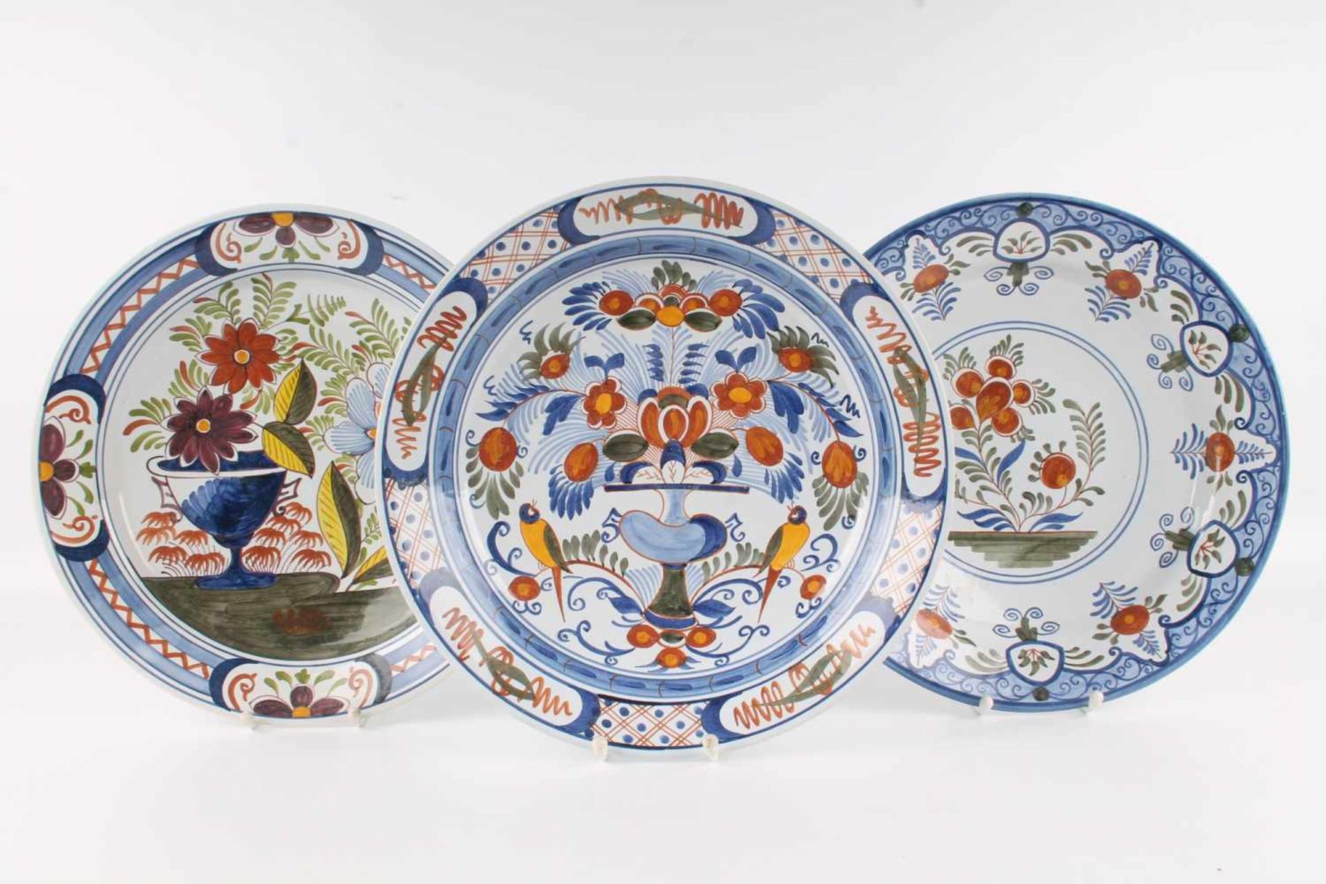 Konvolut niederländische Fayence, lot of dutch ceramic, 11 Fayence Teller/Schalen, u.a. Porcelaine - Bild 4 aus 7