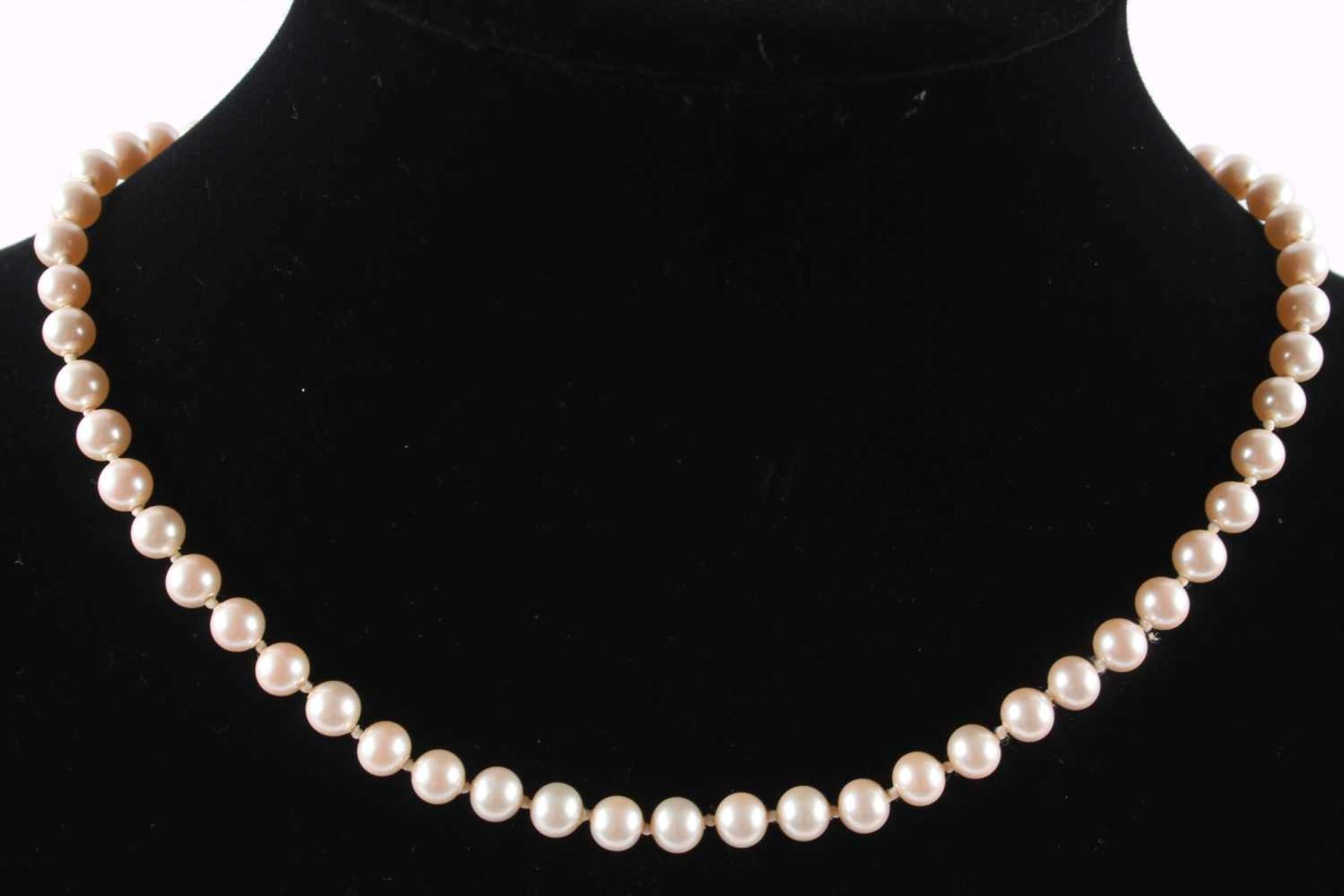 Perlenkette mit 585 Goldverschluß, pearl necklace gold lock,