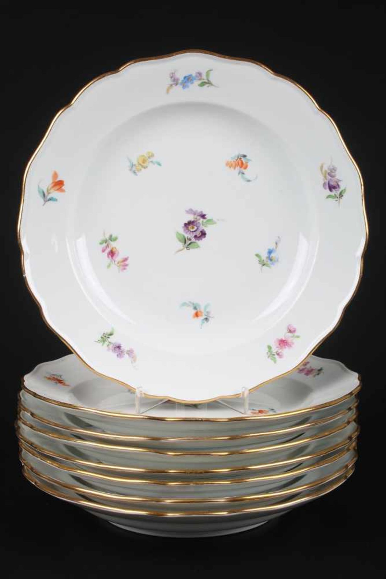 Meissen 8 große Speiseteller, large plates,Porzellan, blaue Schwertermarke, Knaufmarke 1860 -