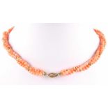 Korallencollier mit 585 Goldkugeln, coral necklace with 585 gold balls,