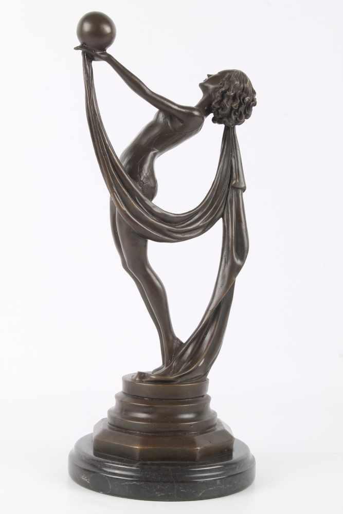 Art Deco Tänzerin mit Ball, Miguel Fernando Lopez (*1955), Art Deco dancer with ball, - Image 3 of 5