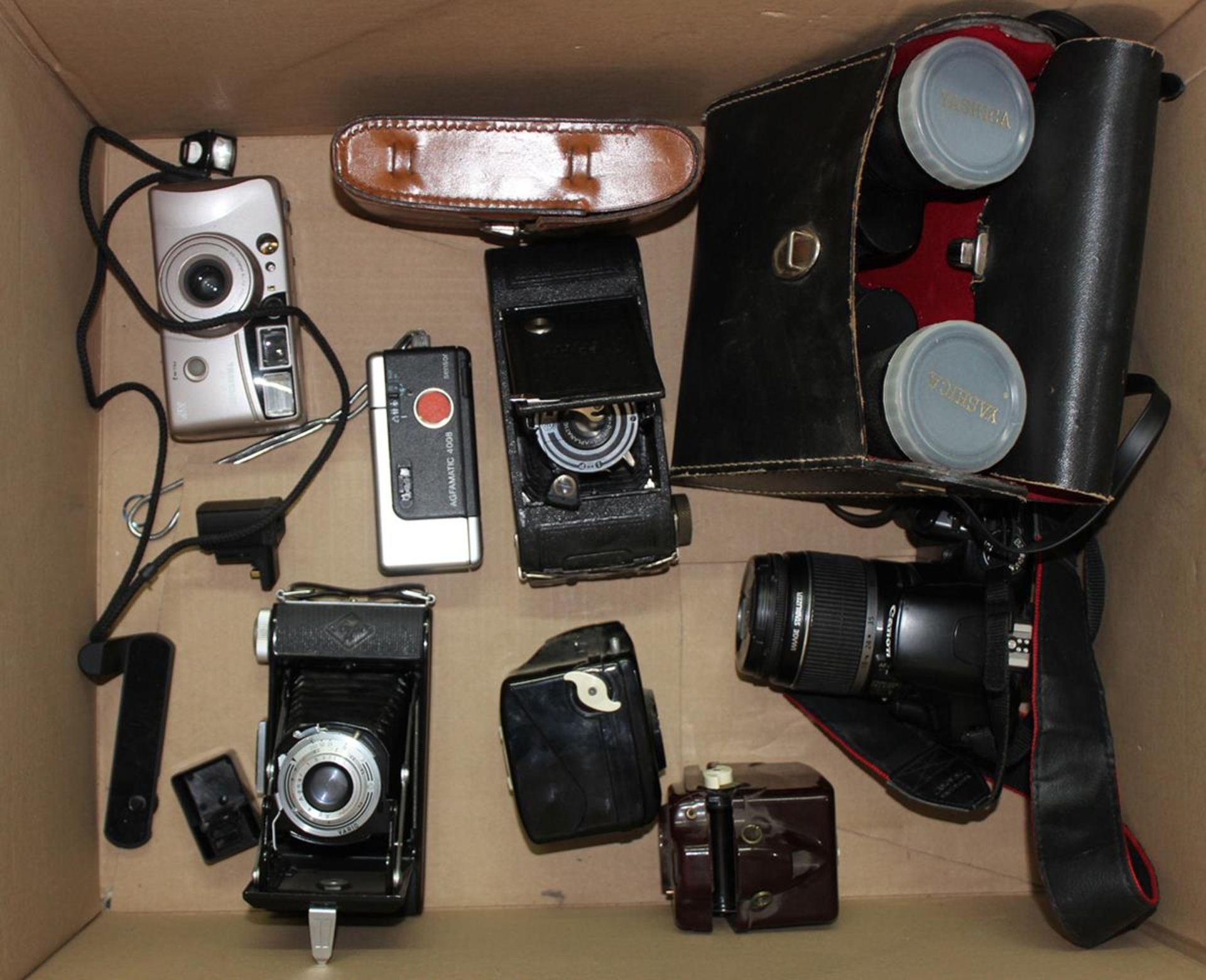 Kamerakonvolut5 Klapp- bzw. Balgenkameras. 2 x Boy Bilra rot u. schwarz (rotes Bakelit beschädi - Bild 2 aus 2