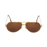 Cartier Aviator Sonnenbrille.Goldfarbenes Gestell, braun getönte Gläser, Logo an beiden Bügeln.