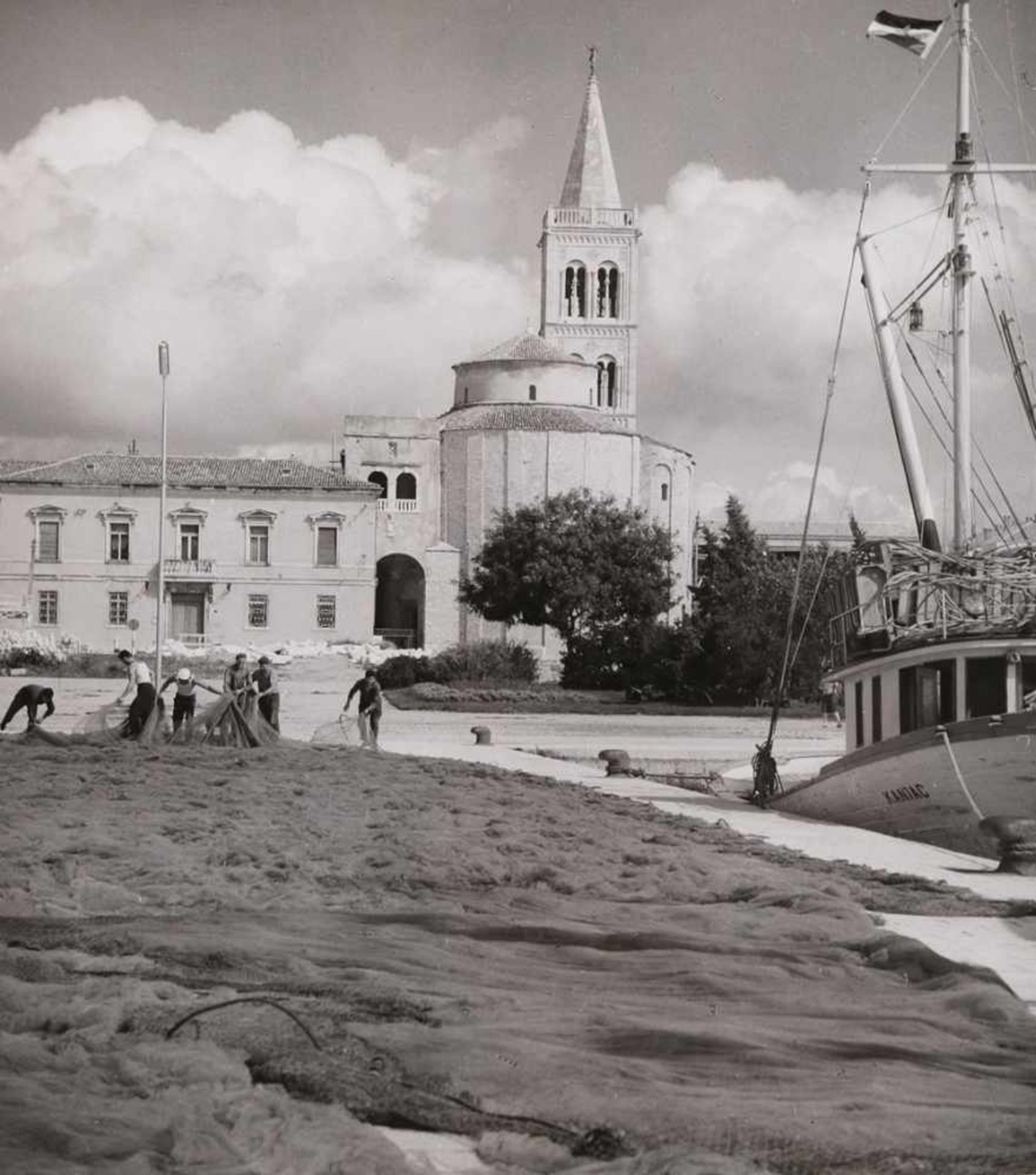 Dabac, Toso(1907 Nova Raca - Zagreb 1970). 30 s/w Photographien mit Ansichten, Sehenswürdigkeiten u. - Bild 3 aus 5