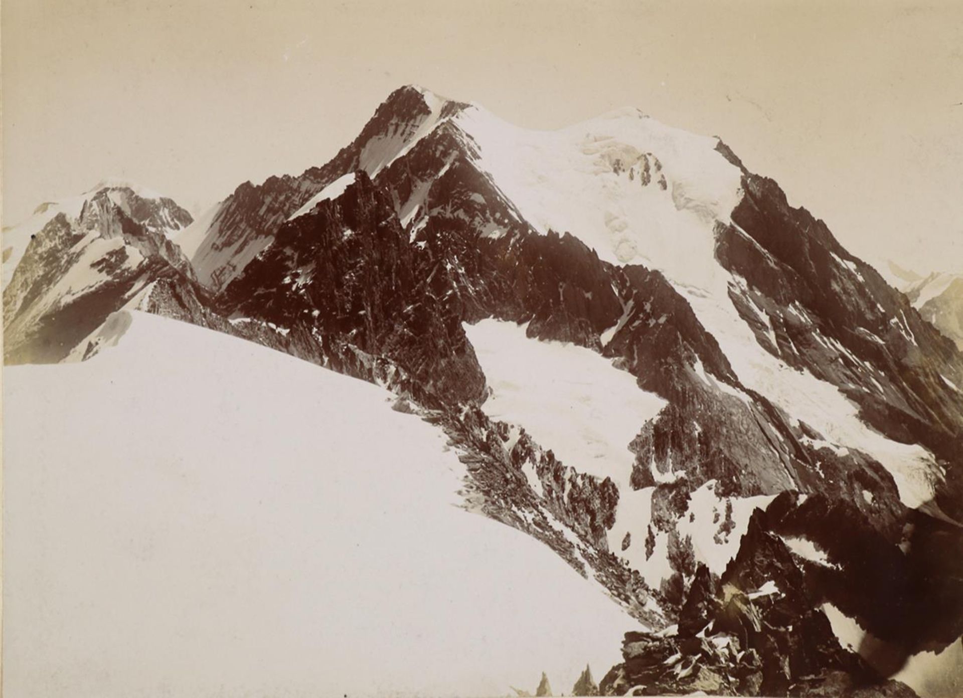 Berge u. Gletscher.26 Kartonbl. mit 29 aufkaschierten Photographien, tls. Albuminabzüge, von