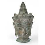 Bronzekopf des BuddhaBronzekopf des Buddha Ayutthaya wohl Siam 17.Jh. Ushnisha in PagodBron