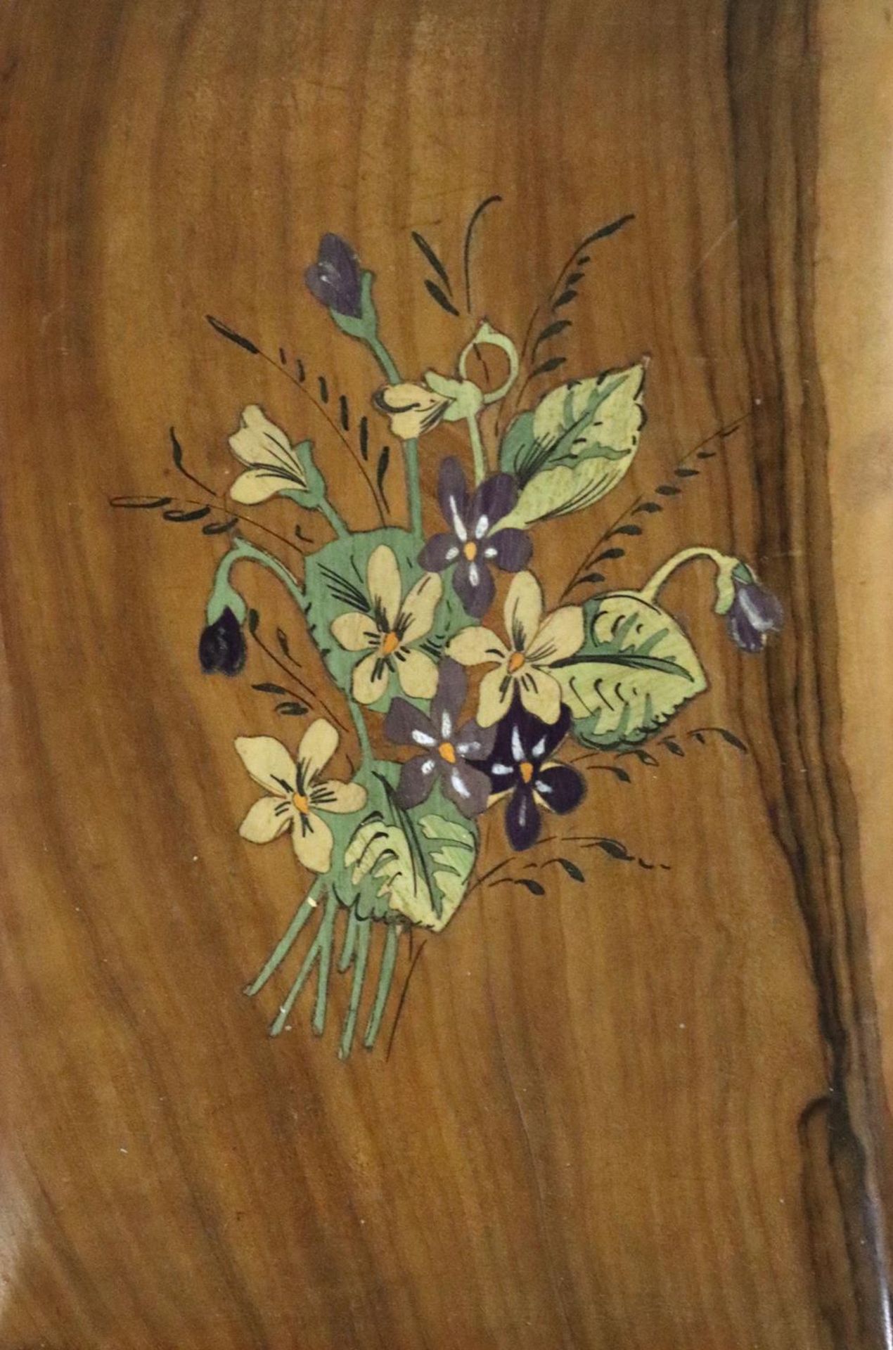 KonvolutKonvolut mit 3 Holzkladden m. versch. Dekors. 2 davon m. z.T. bunten IntarsienaKonv