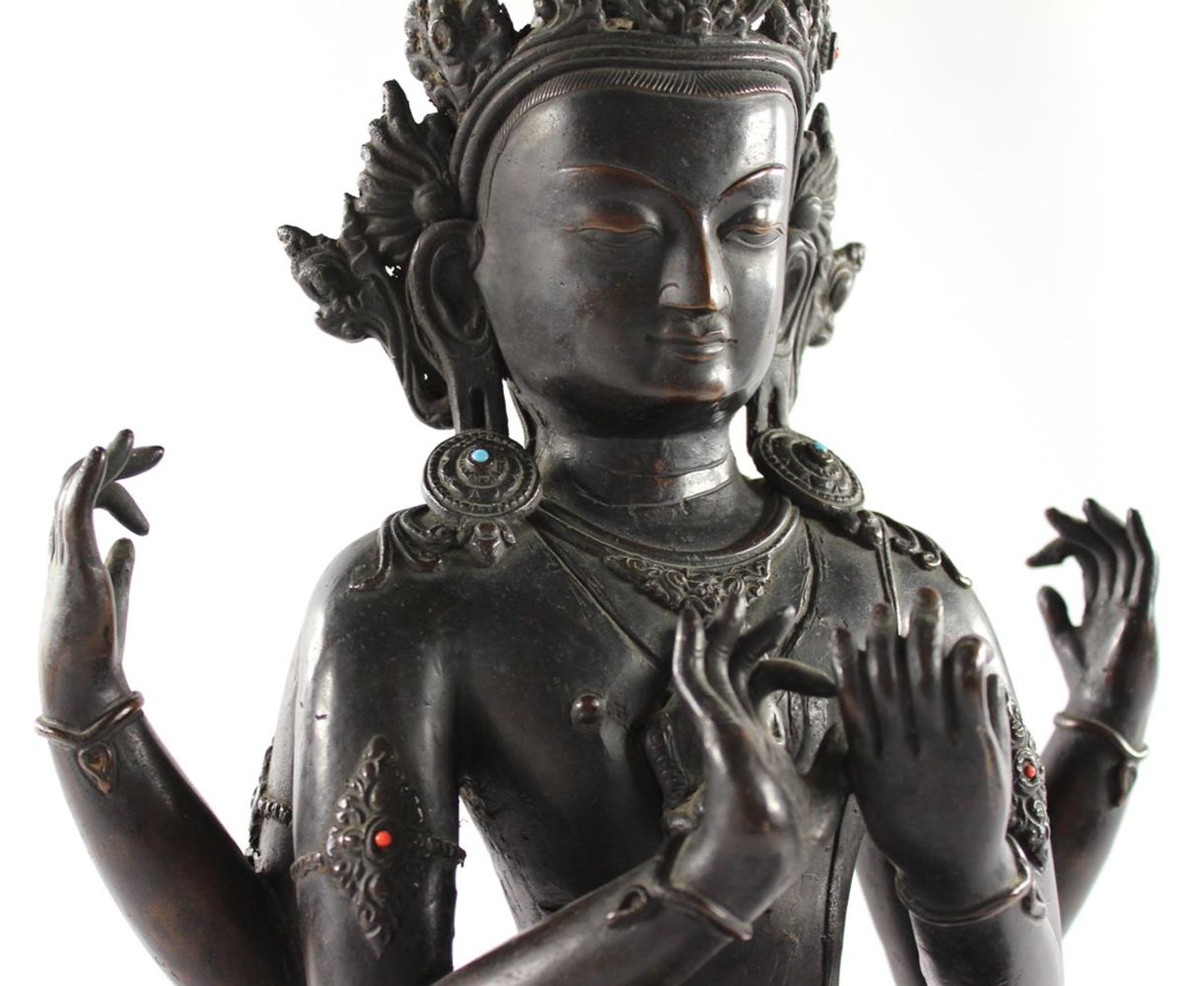 Avalokiteshvara ShadakshariAvalokiteshvara Shadakshari Bronzeskulptur Tibet wohl 19.Jh.Aval - Bild 4 aus 7