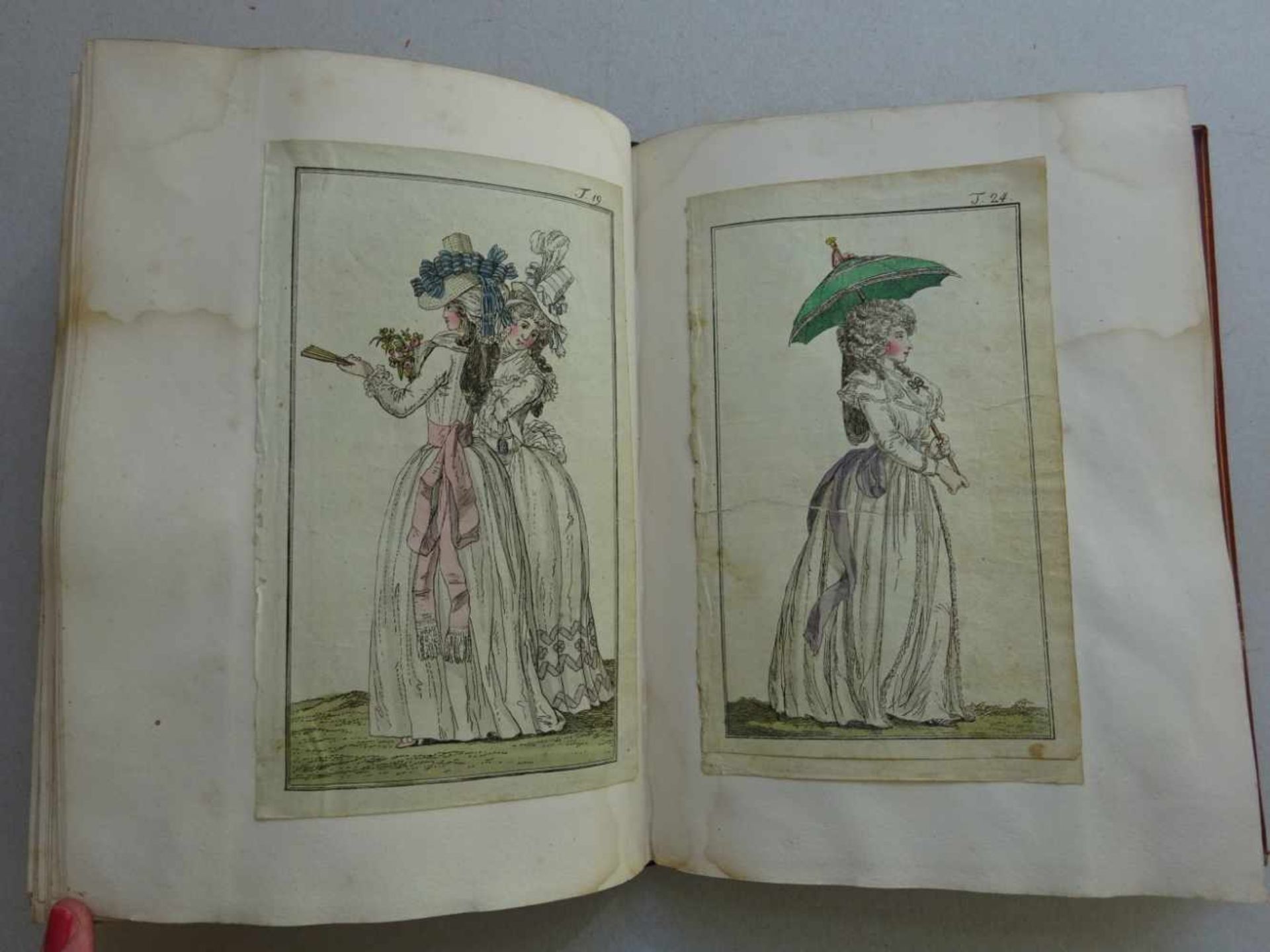 Einband.-(Journal für Literatur, Kunst, Luxus und Mode. Weimar, Bertuch, 1786). 1 w. Bl., 32 Bll. - Bild 4 aus 4